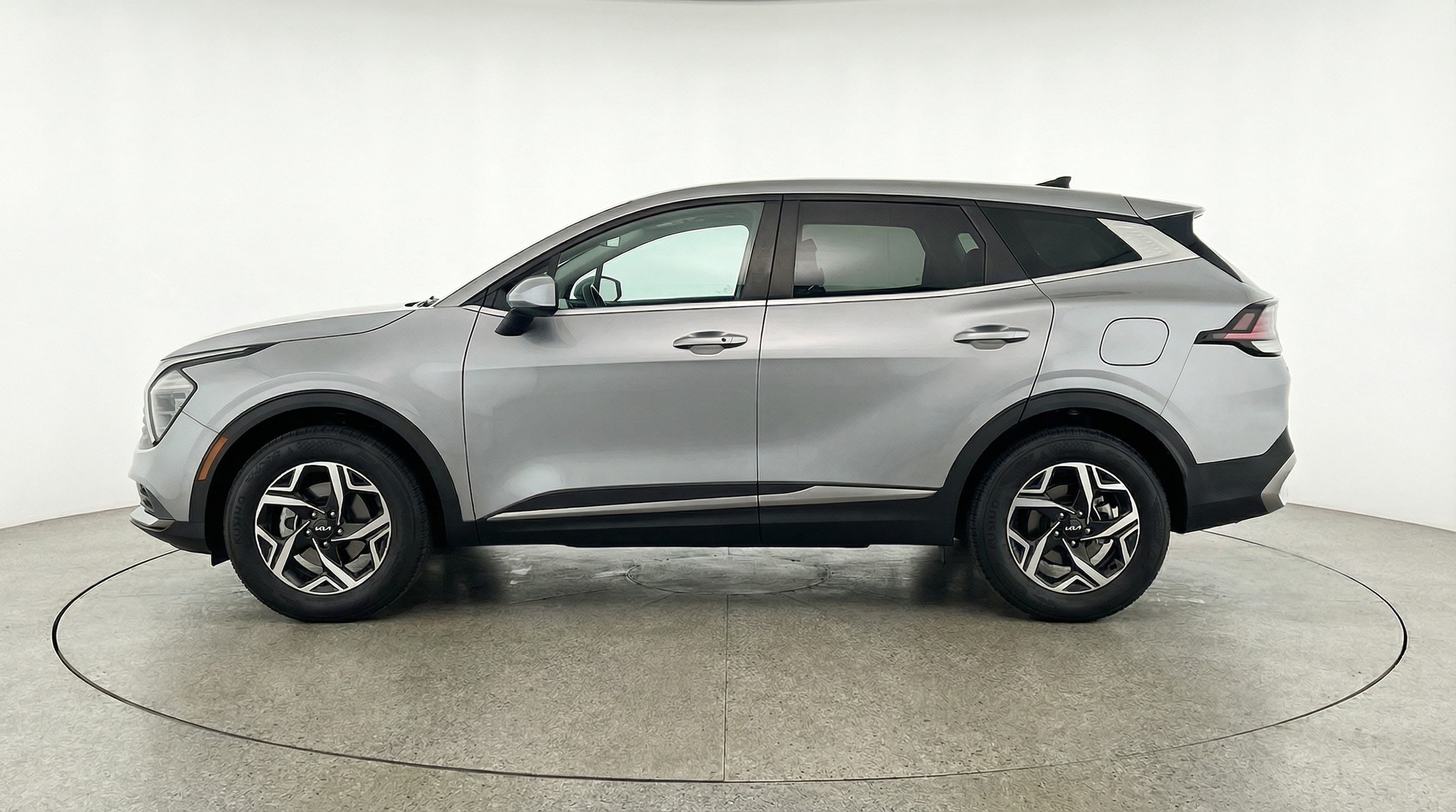 Thumbnail: 2025 Kia Sportage - 4