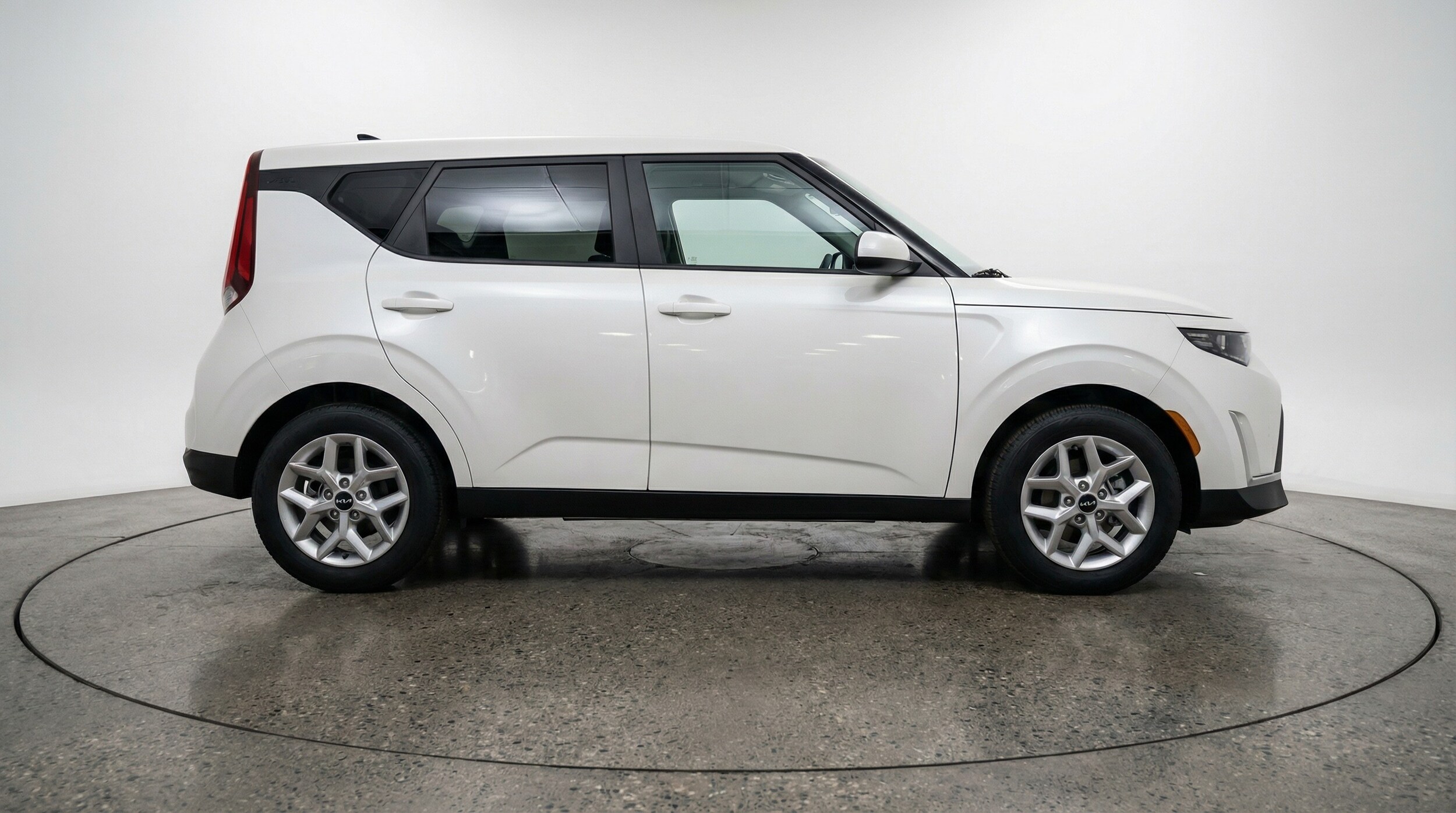 Thumbnail: 2025 Kia Soul - 8