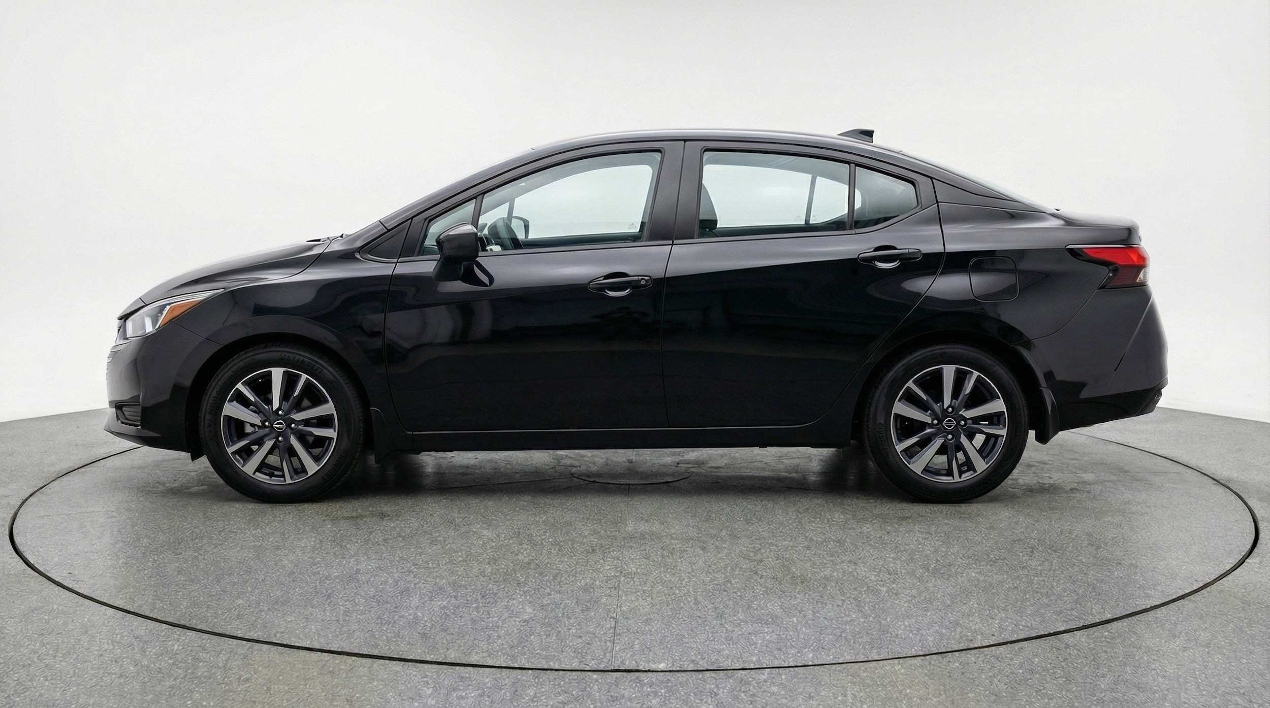 Thumbnail: 2025 Nissan Versa - 5