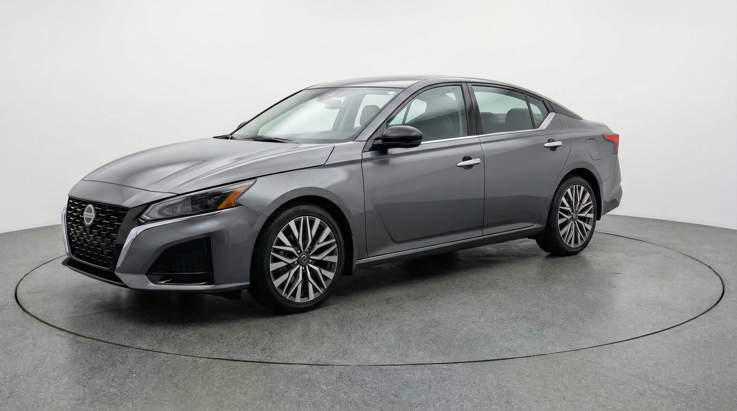 Thumbnail: 2025 Nissan Altima - 3