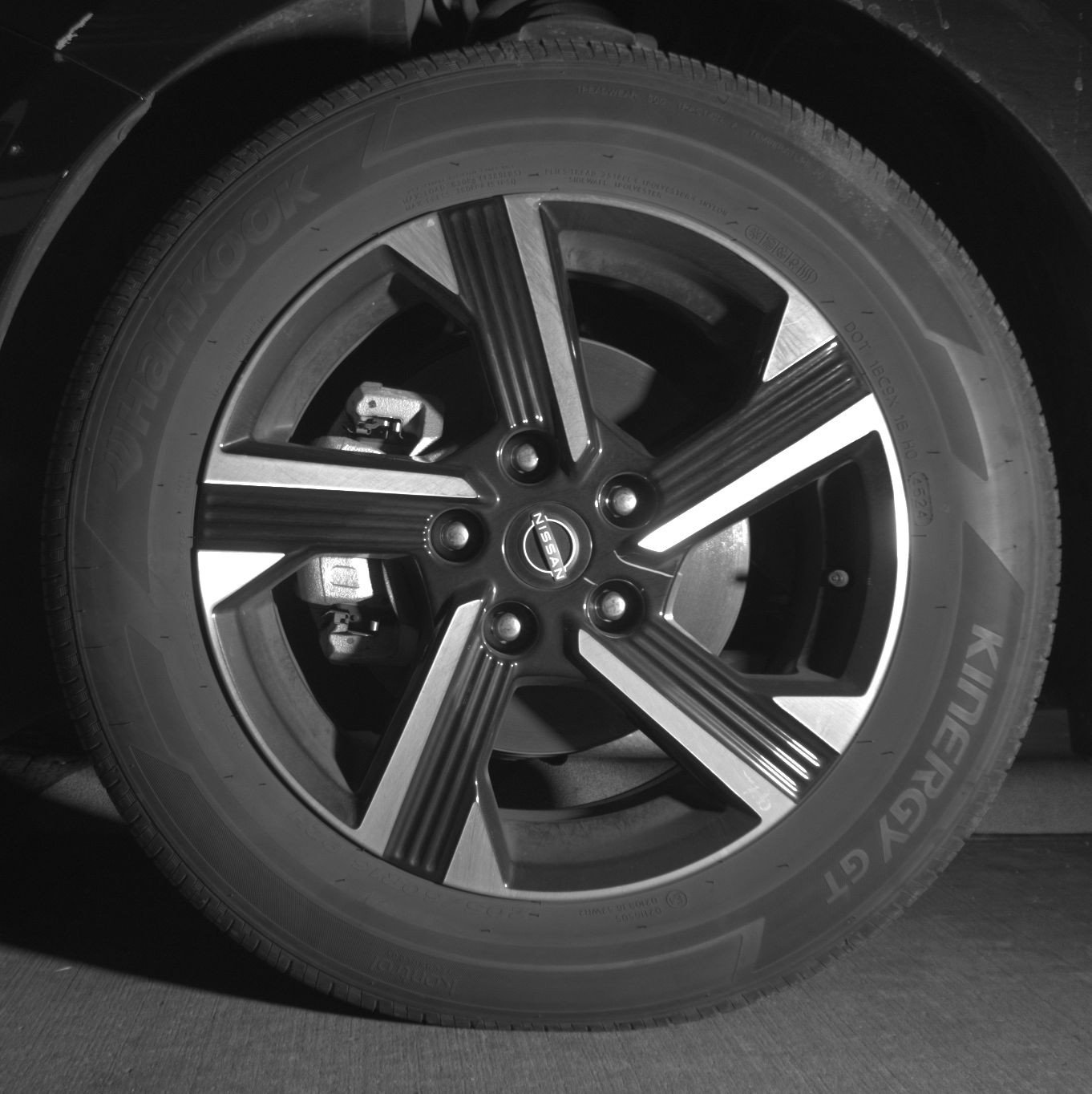 Thumbnail: 2025 Nissan Sentra - 12