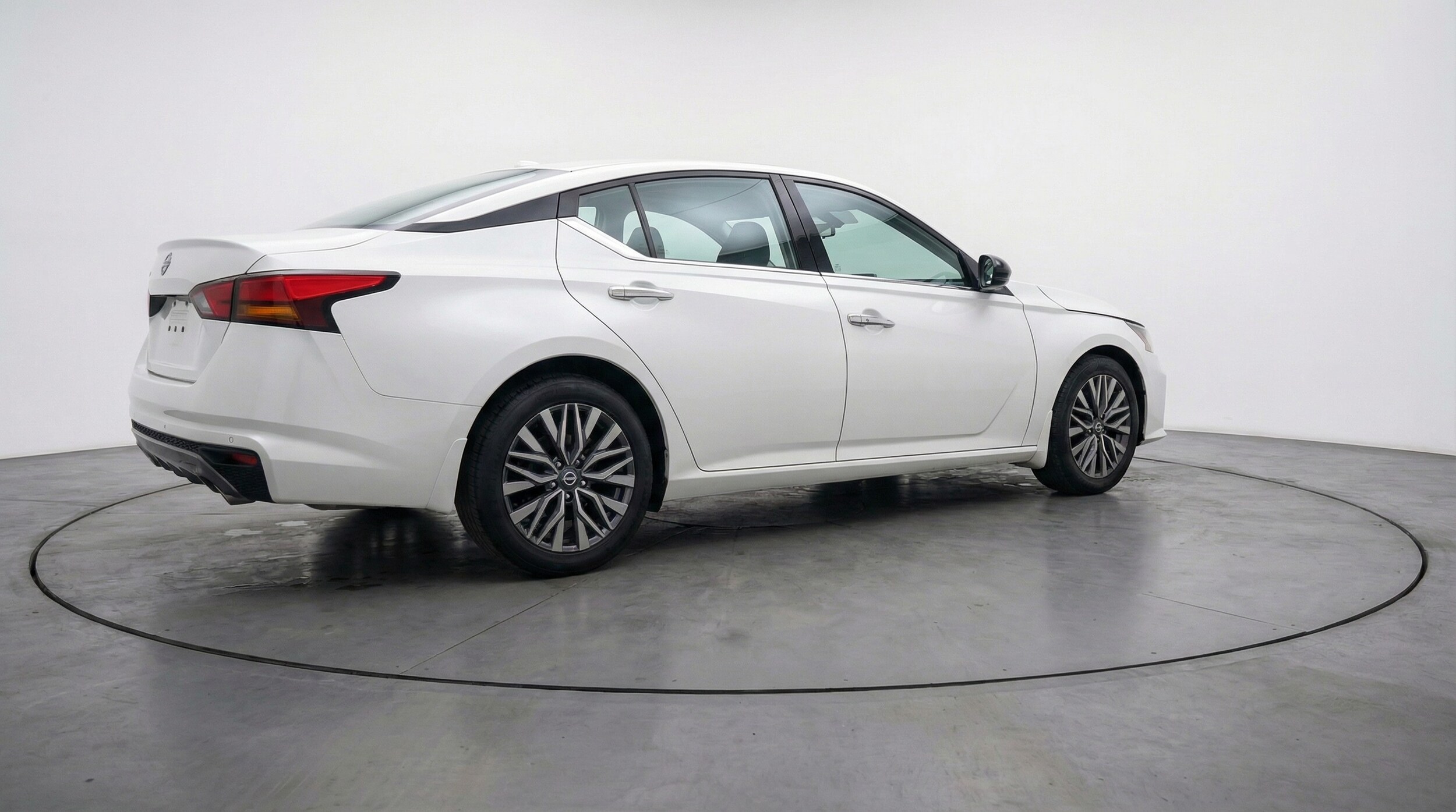 Thumbnail: 2025 Nissan Altima - 7