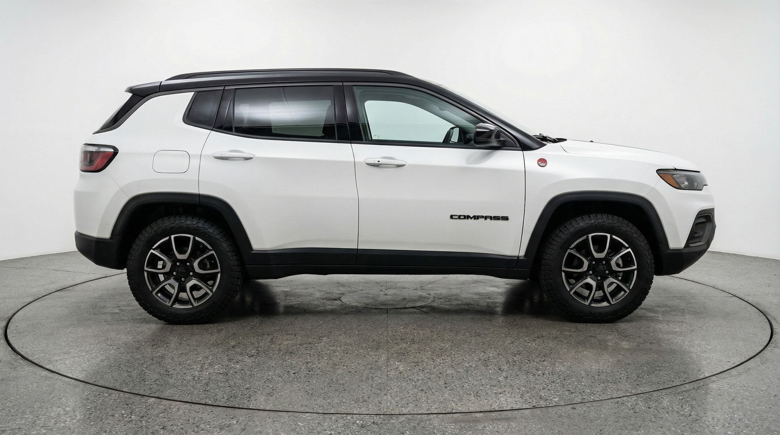 Thumbnail: 2025 Jeep Compass - 8