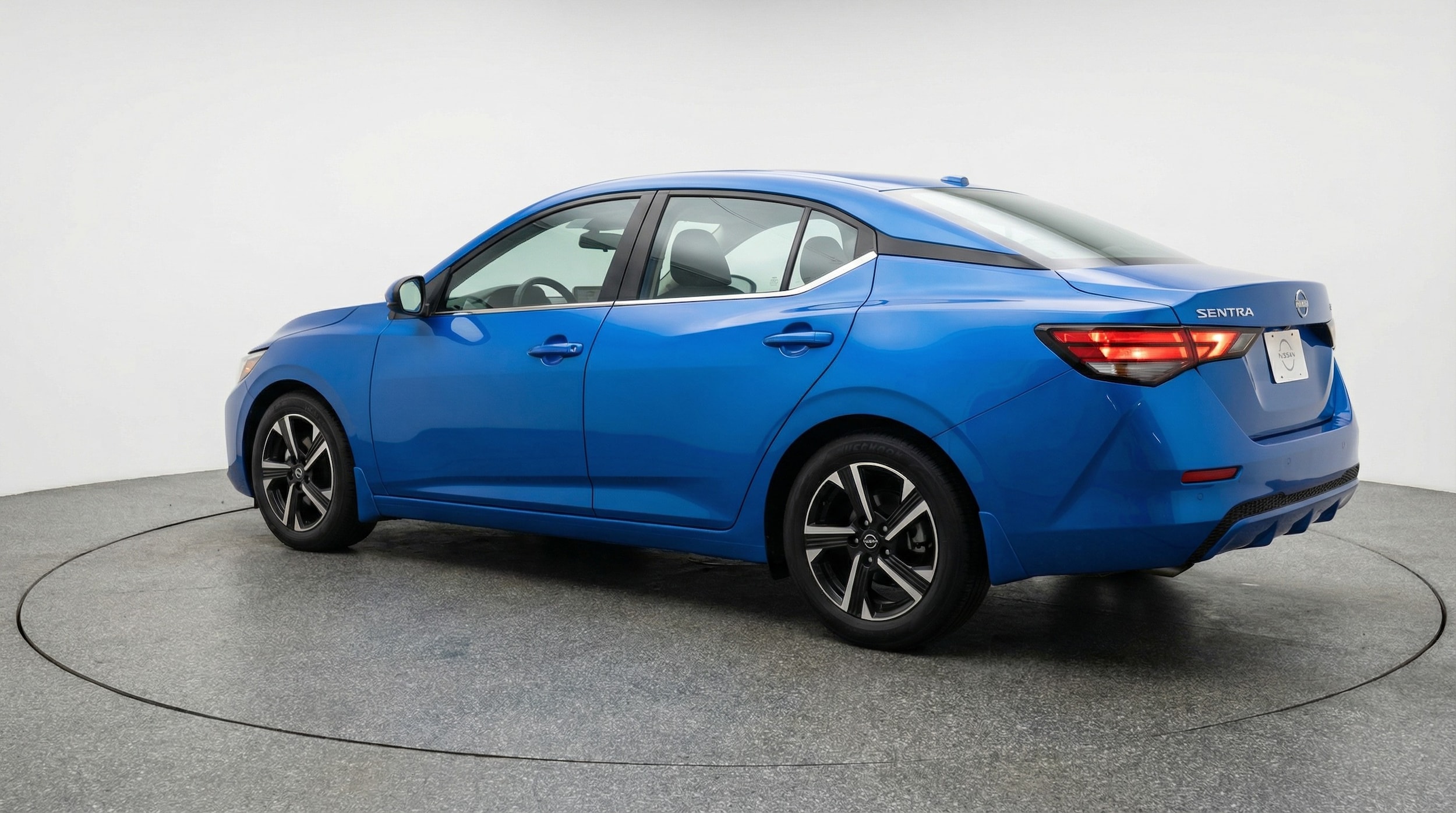 Thumbnail: 2025 Nissan Sentra - 5