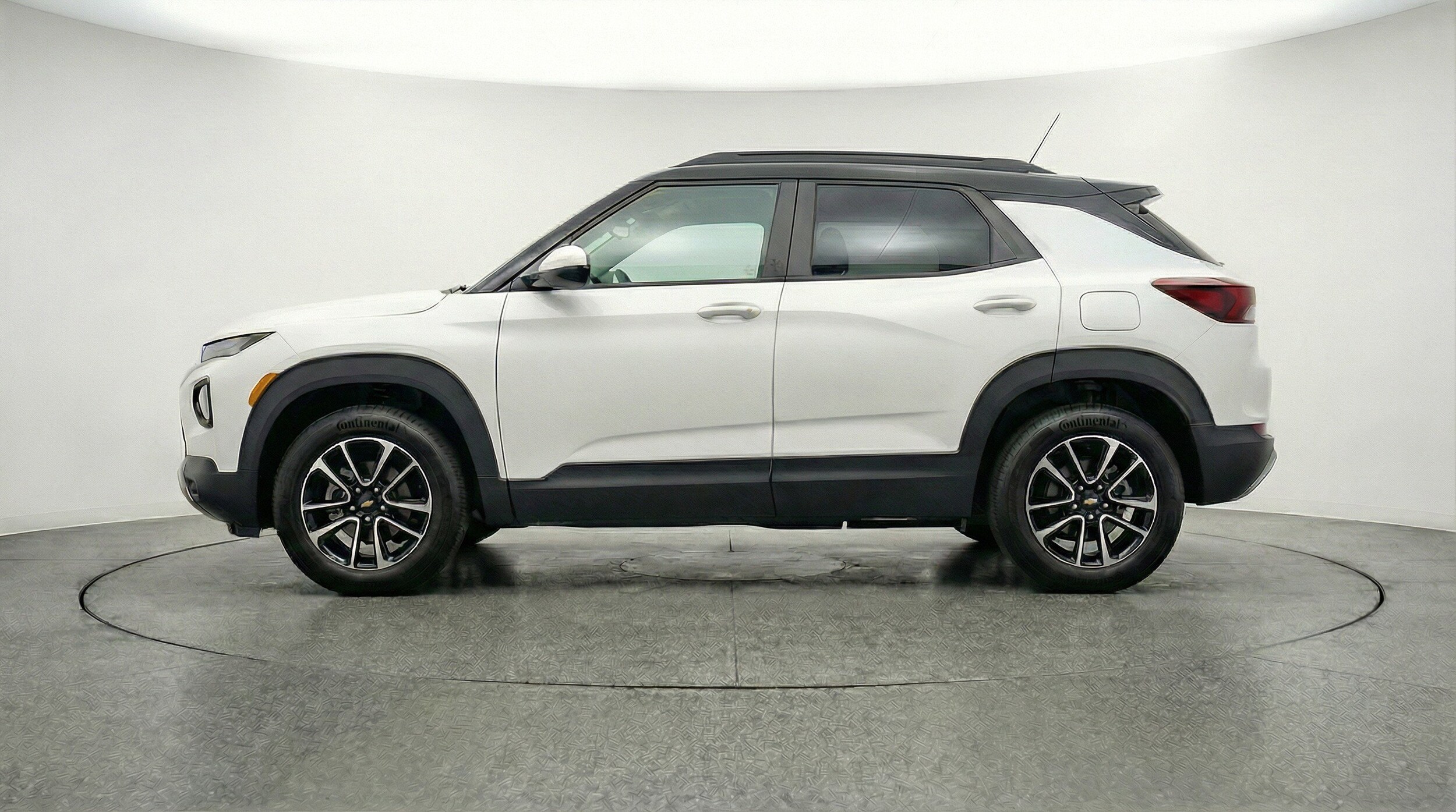 Thumbnail: 2025 Chevrolet TrailBlazer - 5