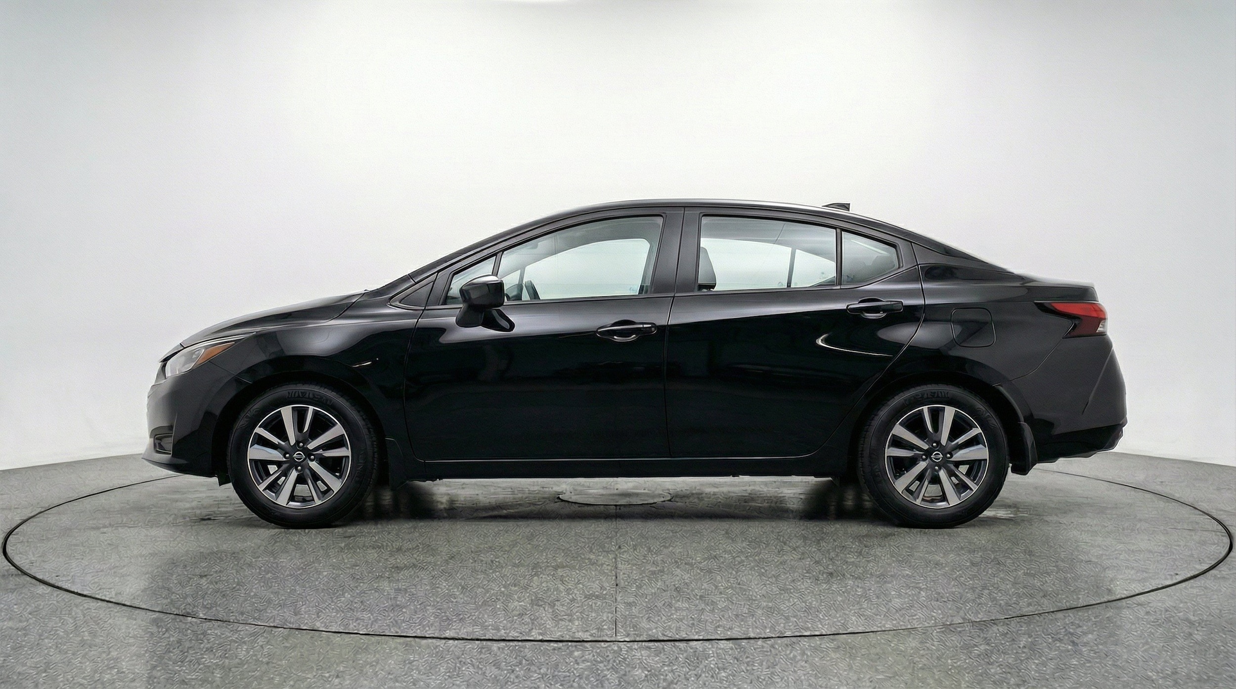 Thumbnail: 2025 Nissan Versa - 5