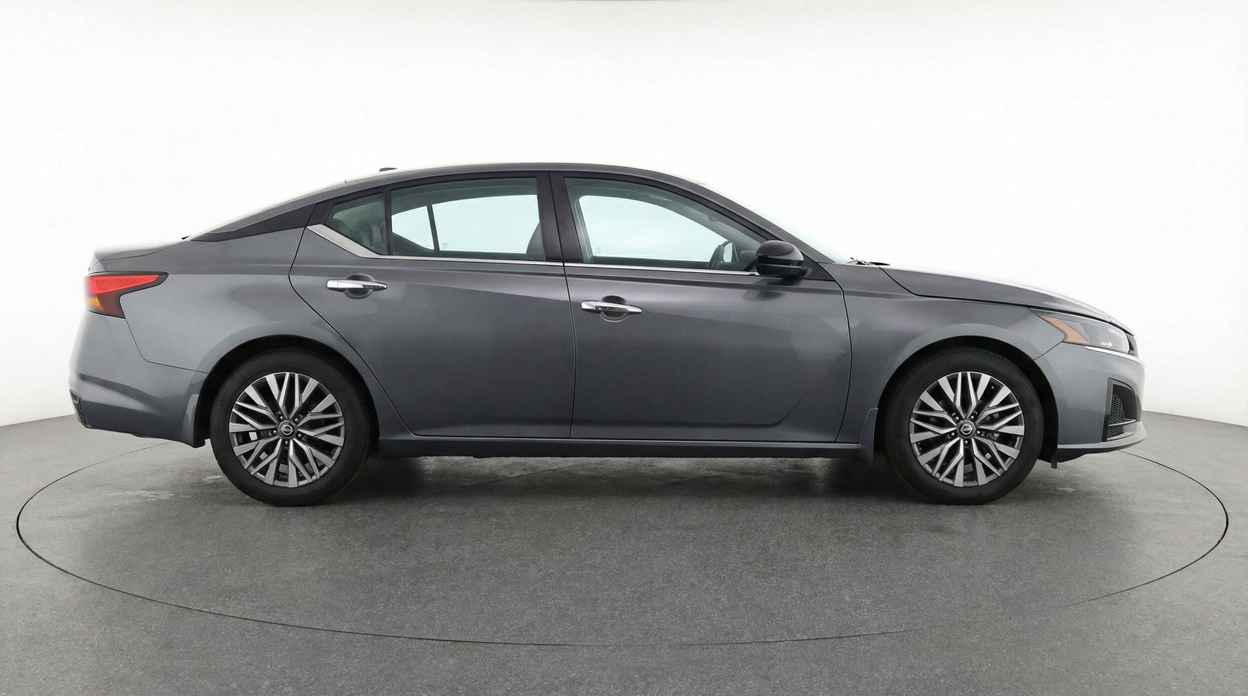 Thumbnail: 2025 Nissan Altima - 11