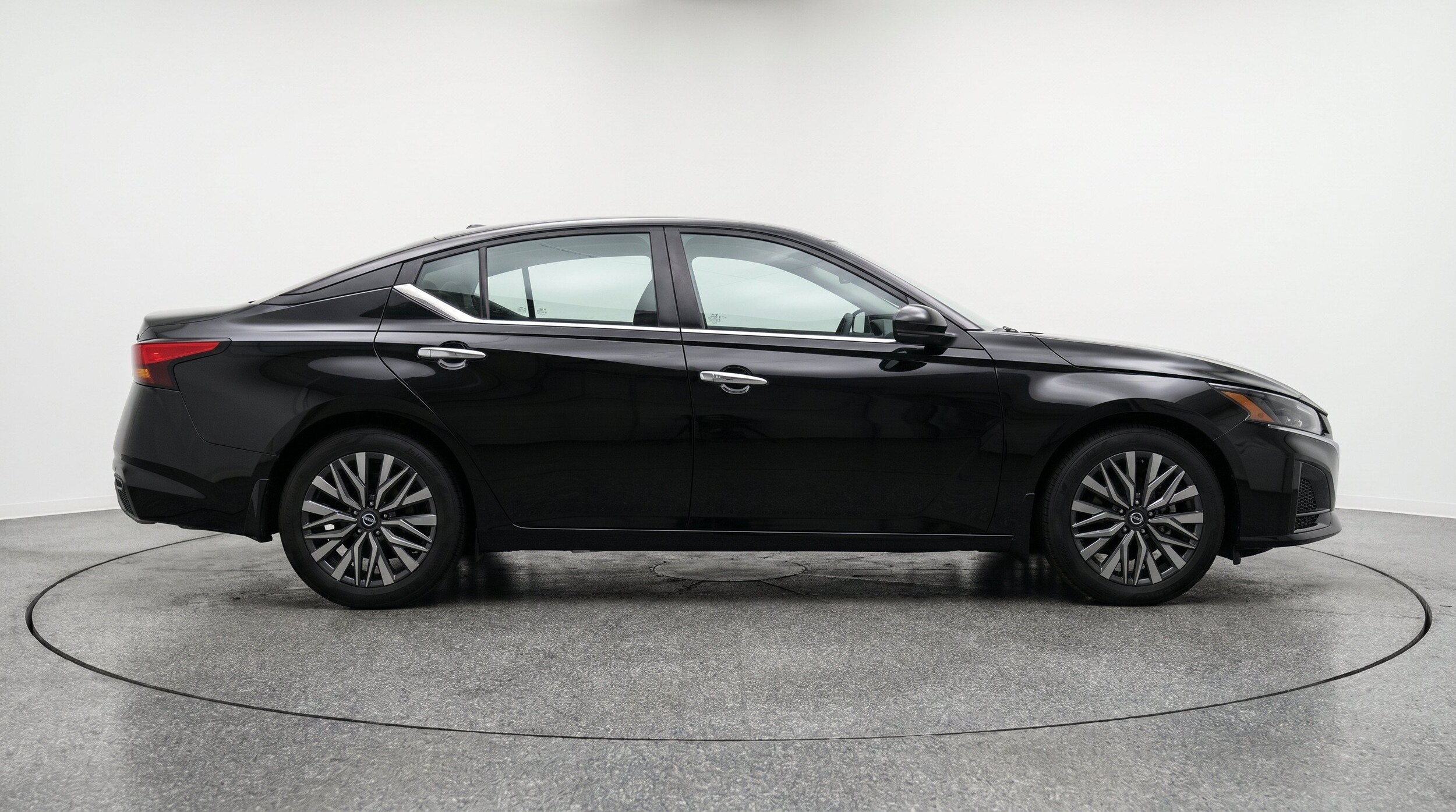 Thumbnail: 2025 Nissan Altima - 11