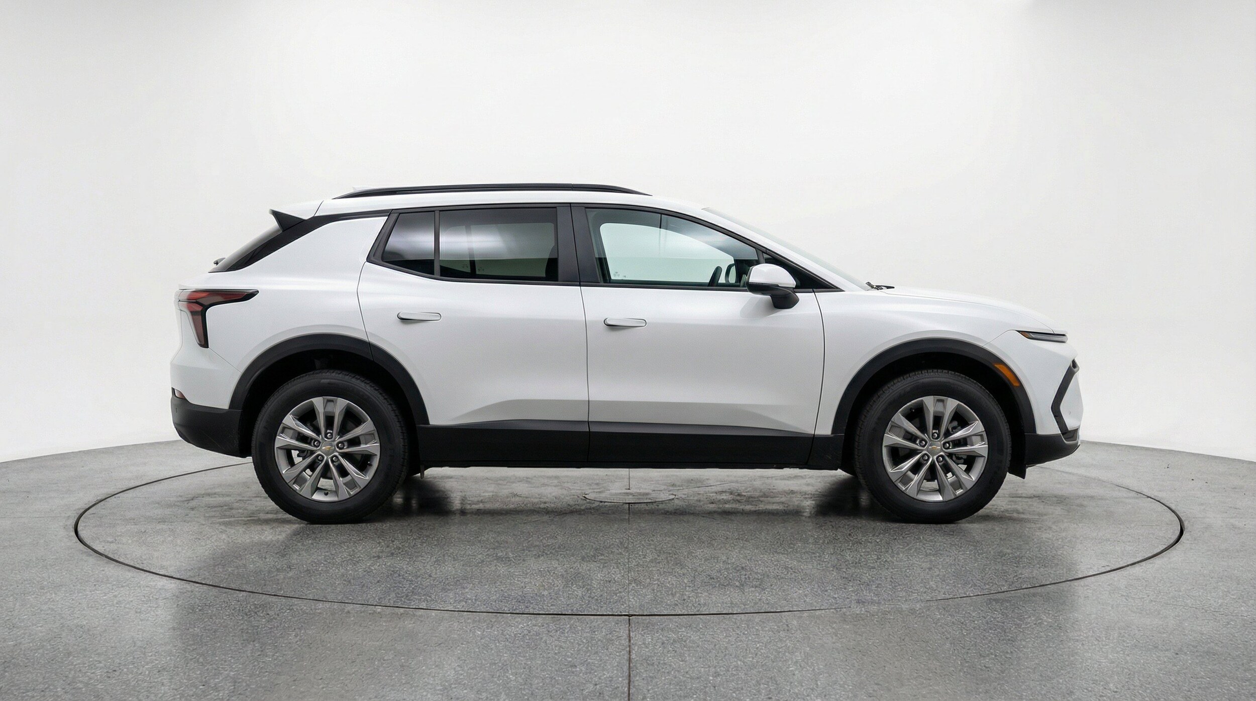 Thumbnail: 2025 Chevrolet Equinox - 11