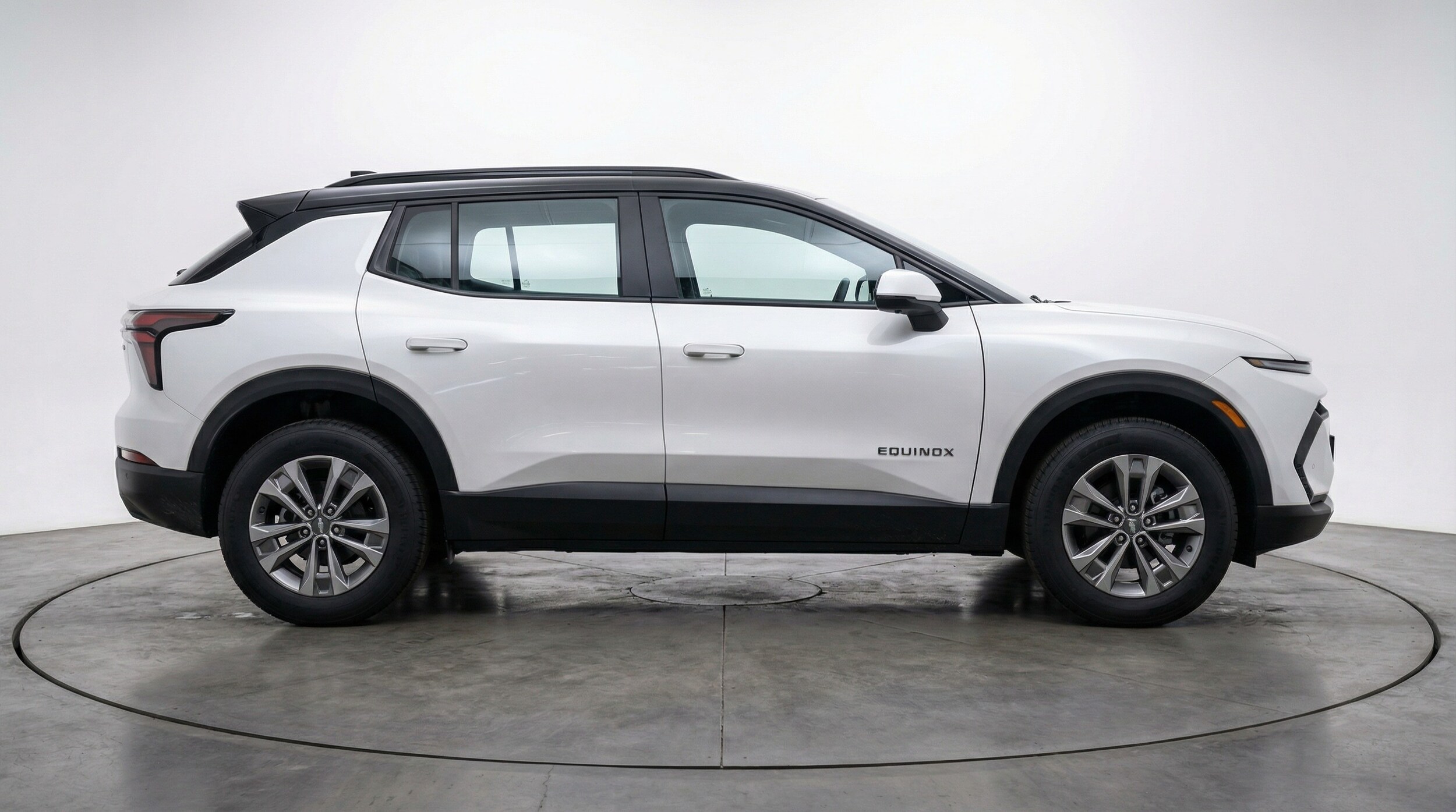 Thumbnail: 2025 Chevrolet Equinox - 8