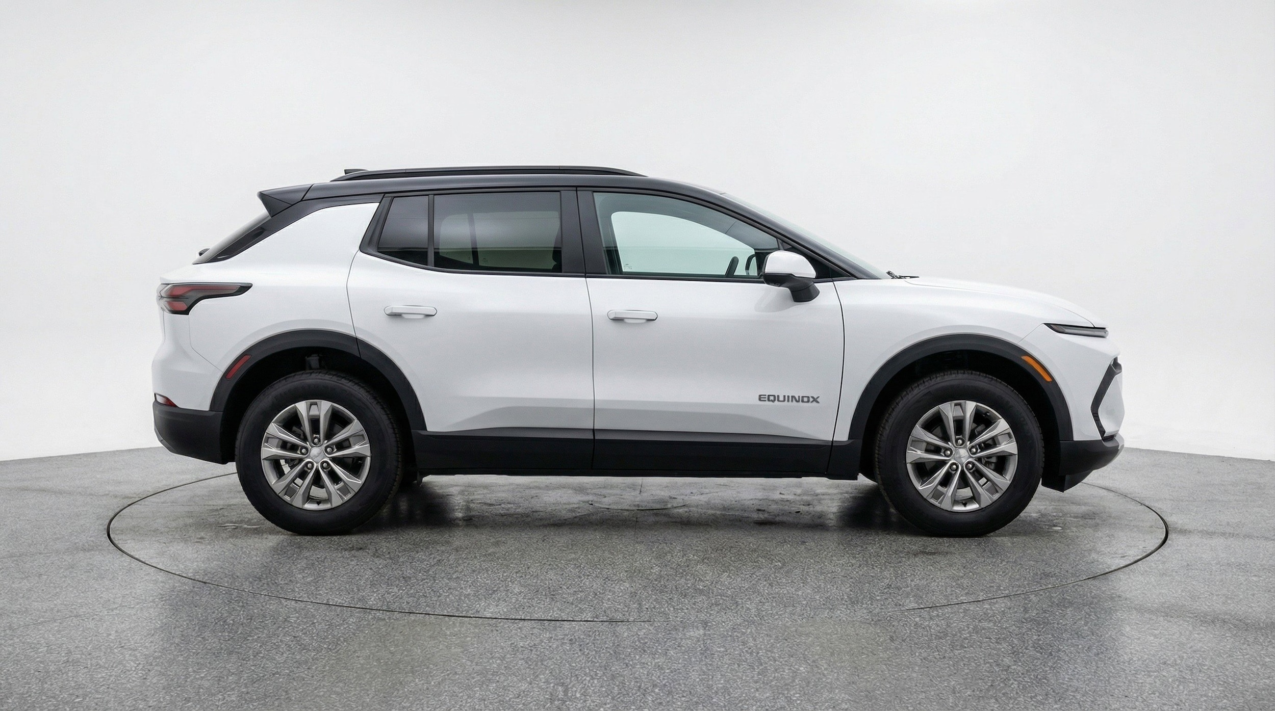 Thumbnail: 2025 Chevrolet Equinox - 11