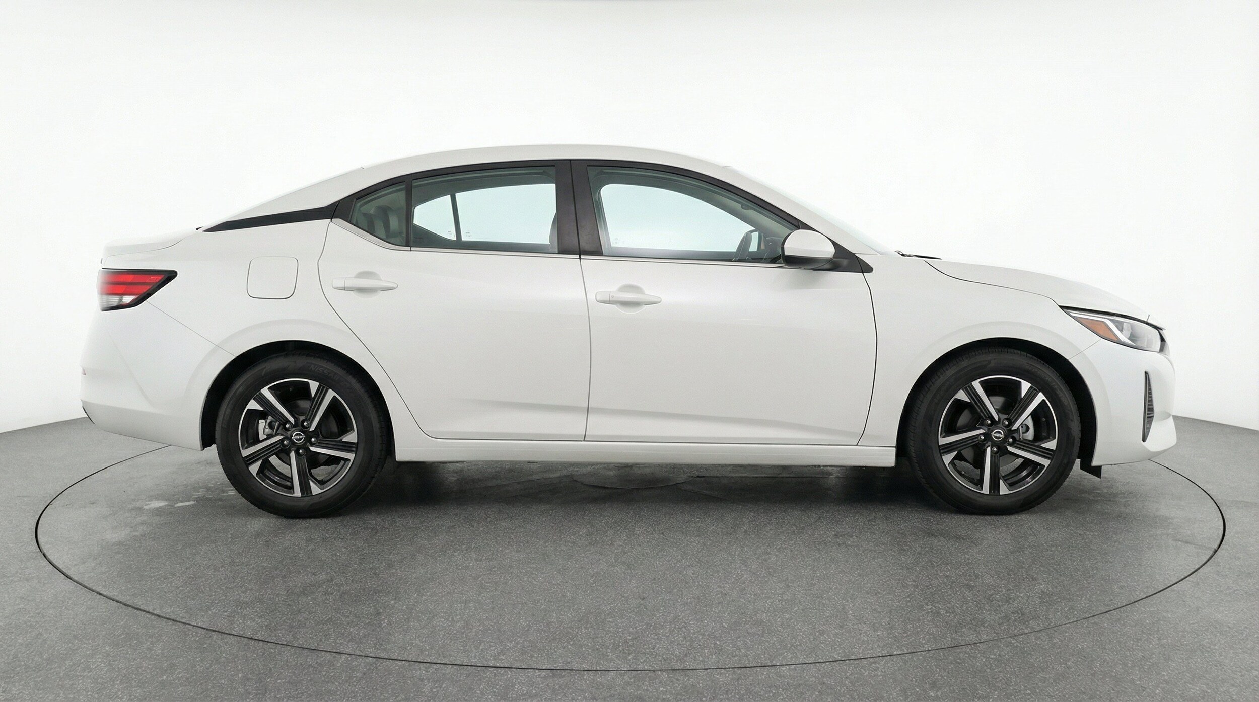 Thumbnail: 2025 Nissan Sentra - 11