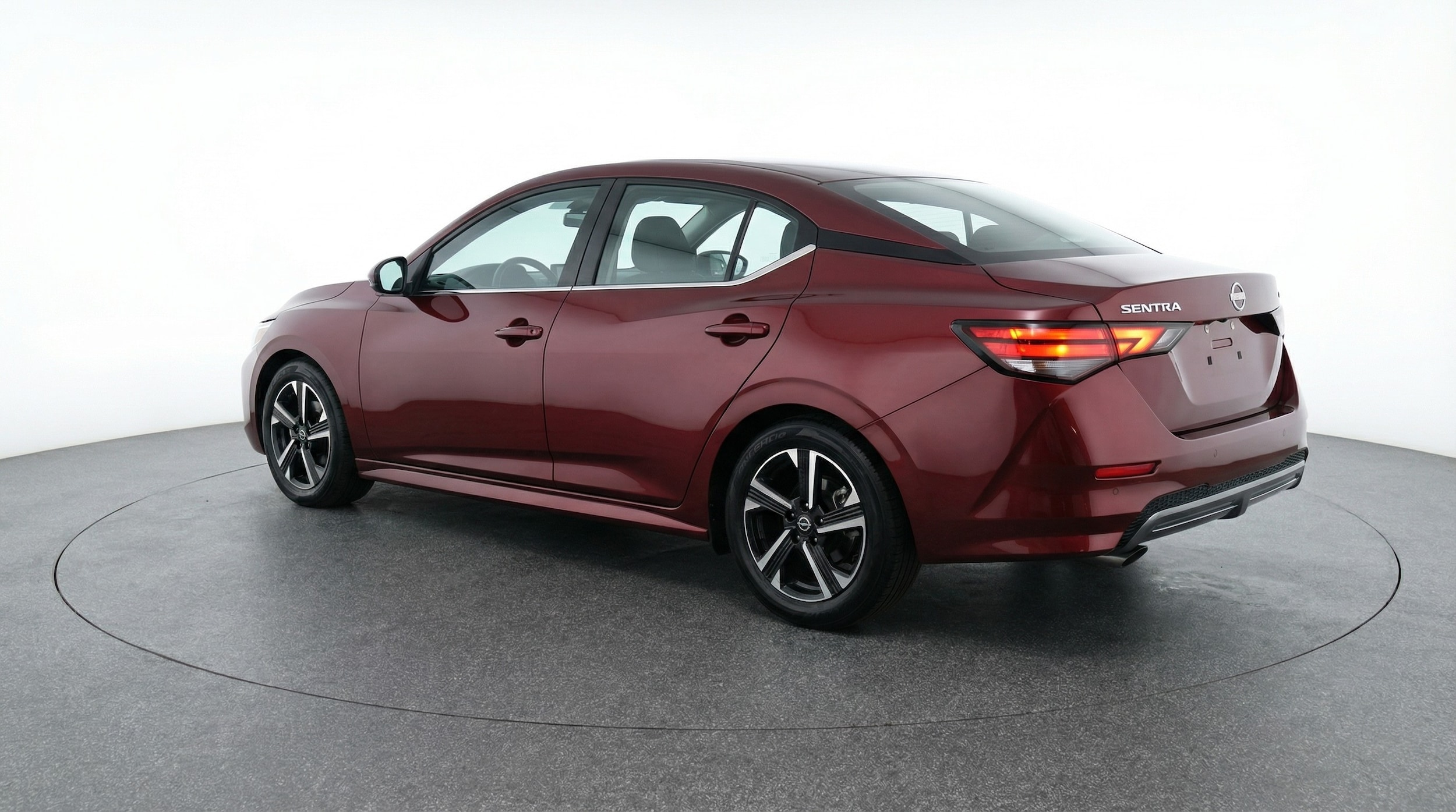 Thumbnail: 2025 Nissan Sentra - 5