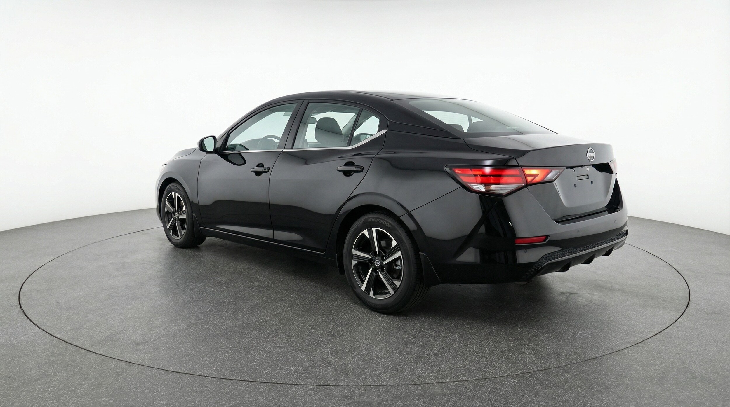 Thumbnail: 2025 Nissan Sentra - 5