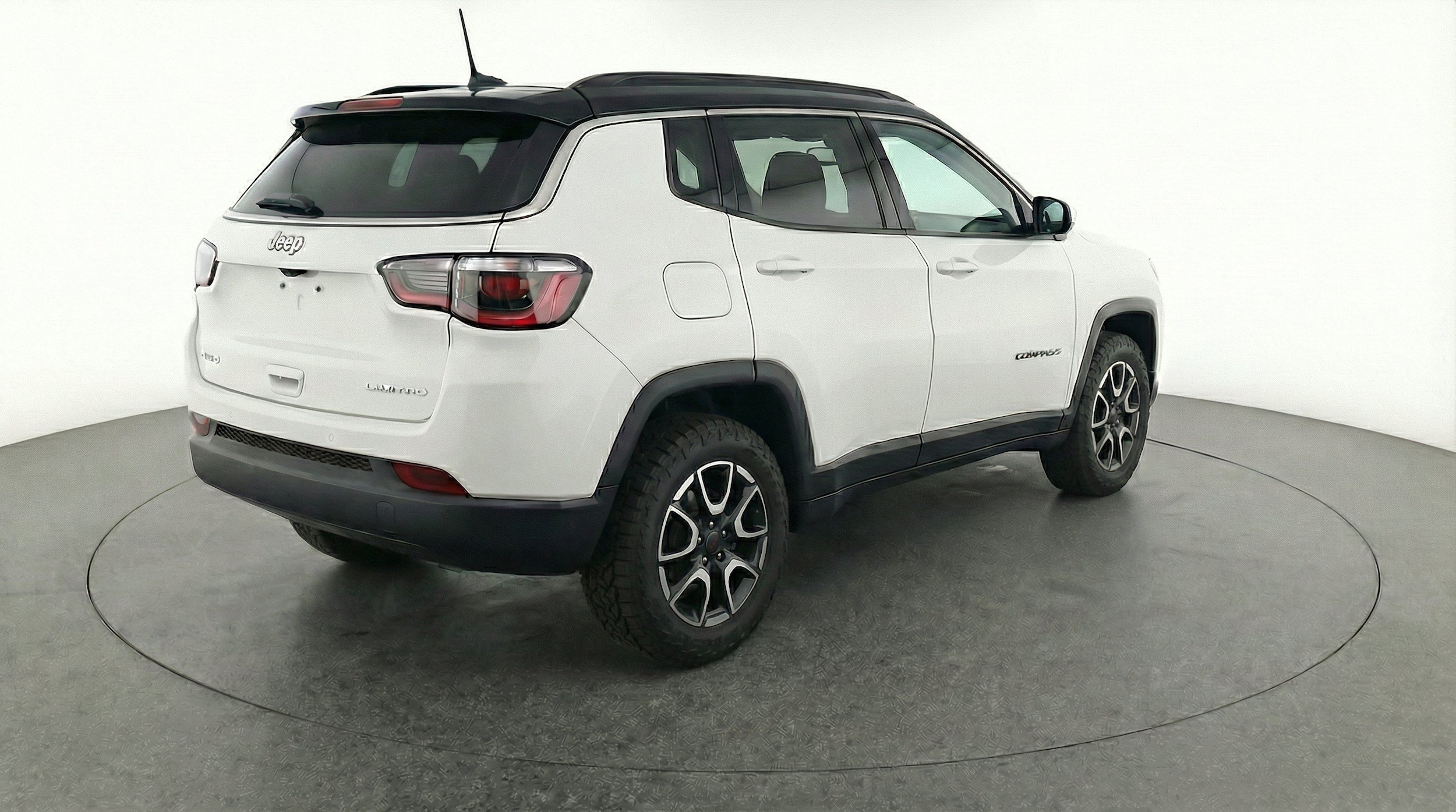 2025 Jeep Compass Trailhawk - Photo 8