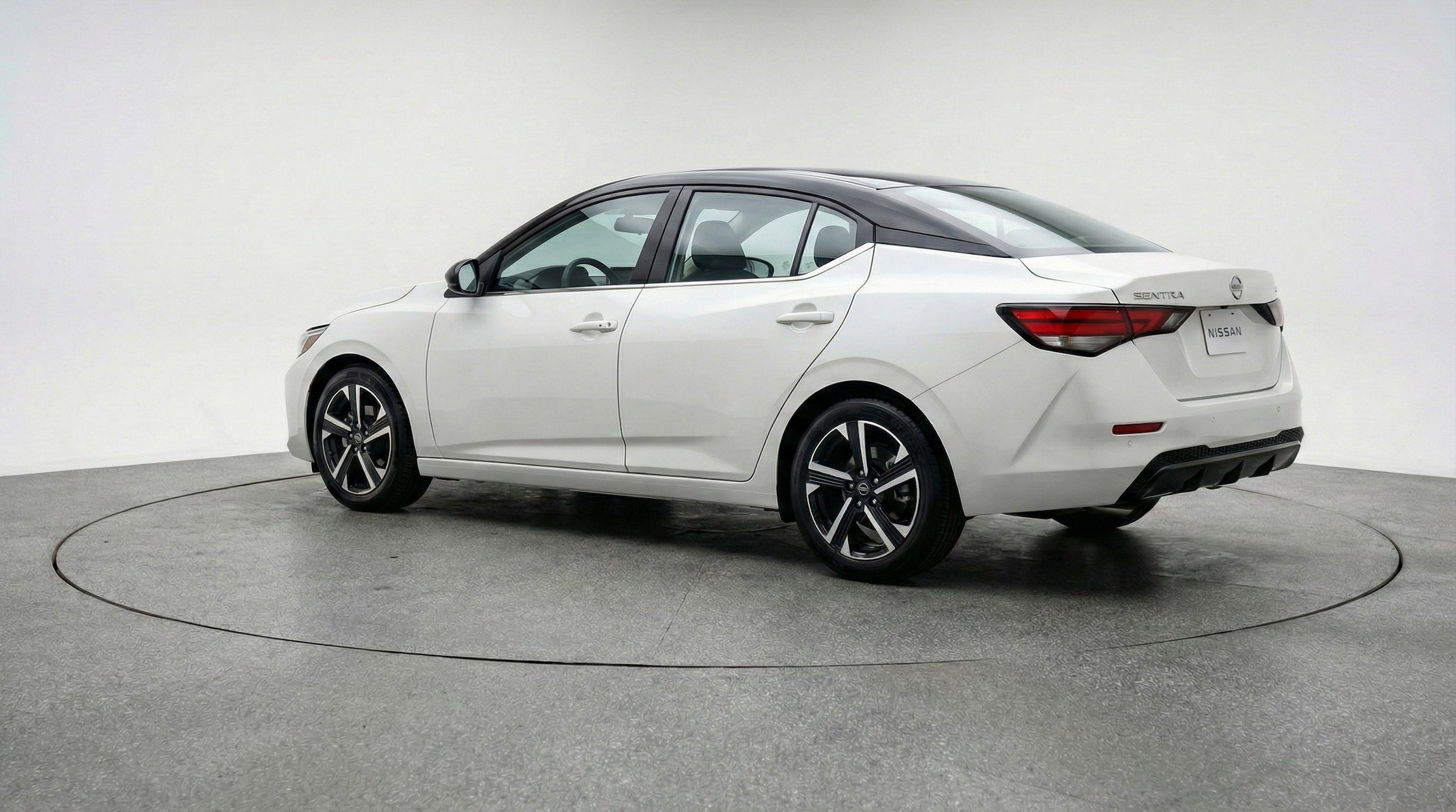 Thumbnail: 2025 Nissan Sentra - 5
