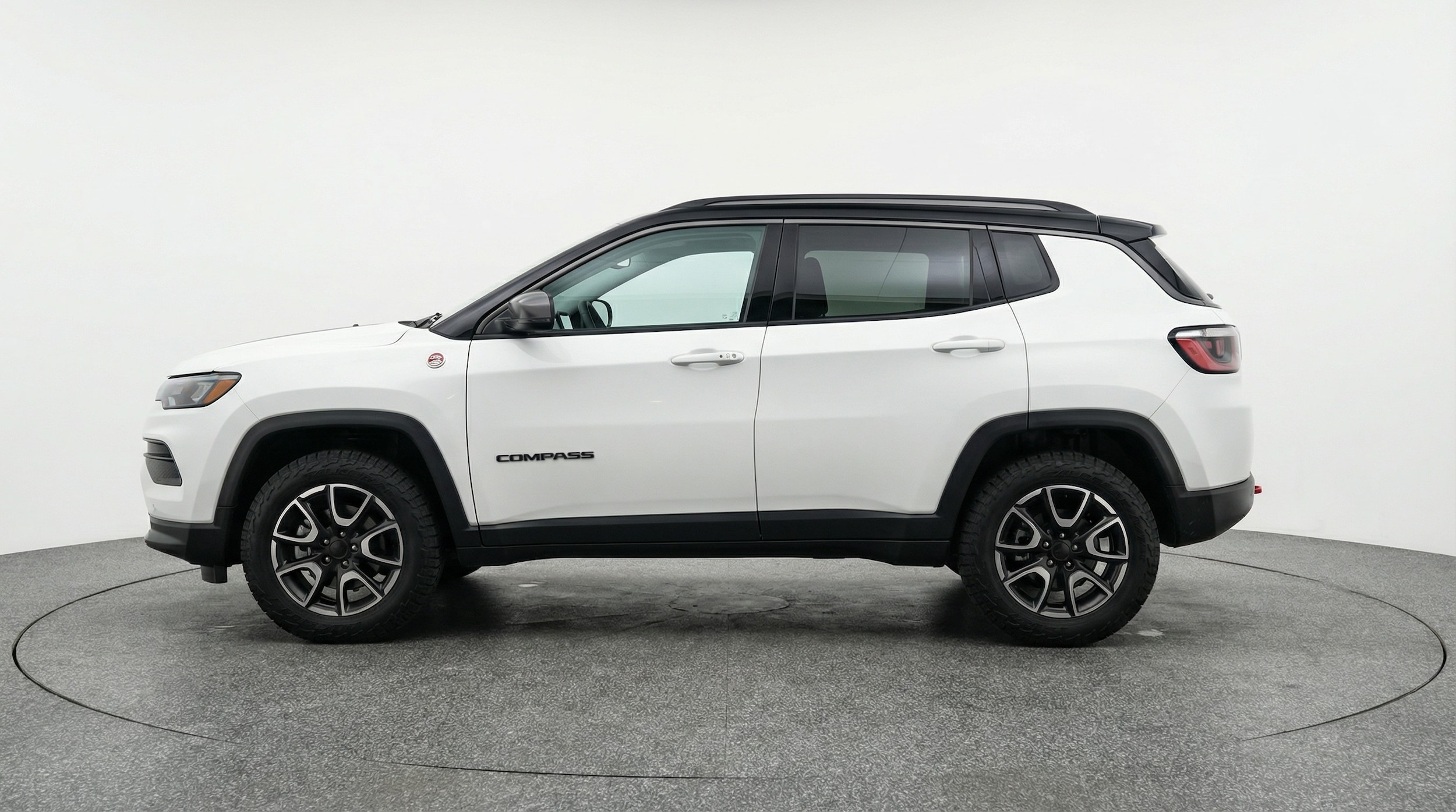 Thumbnail: 2025 Jeep Compass - 4