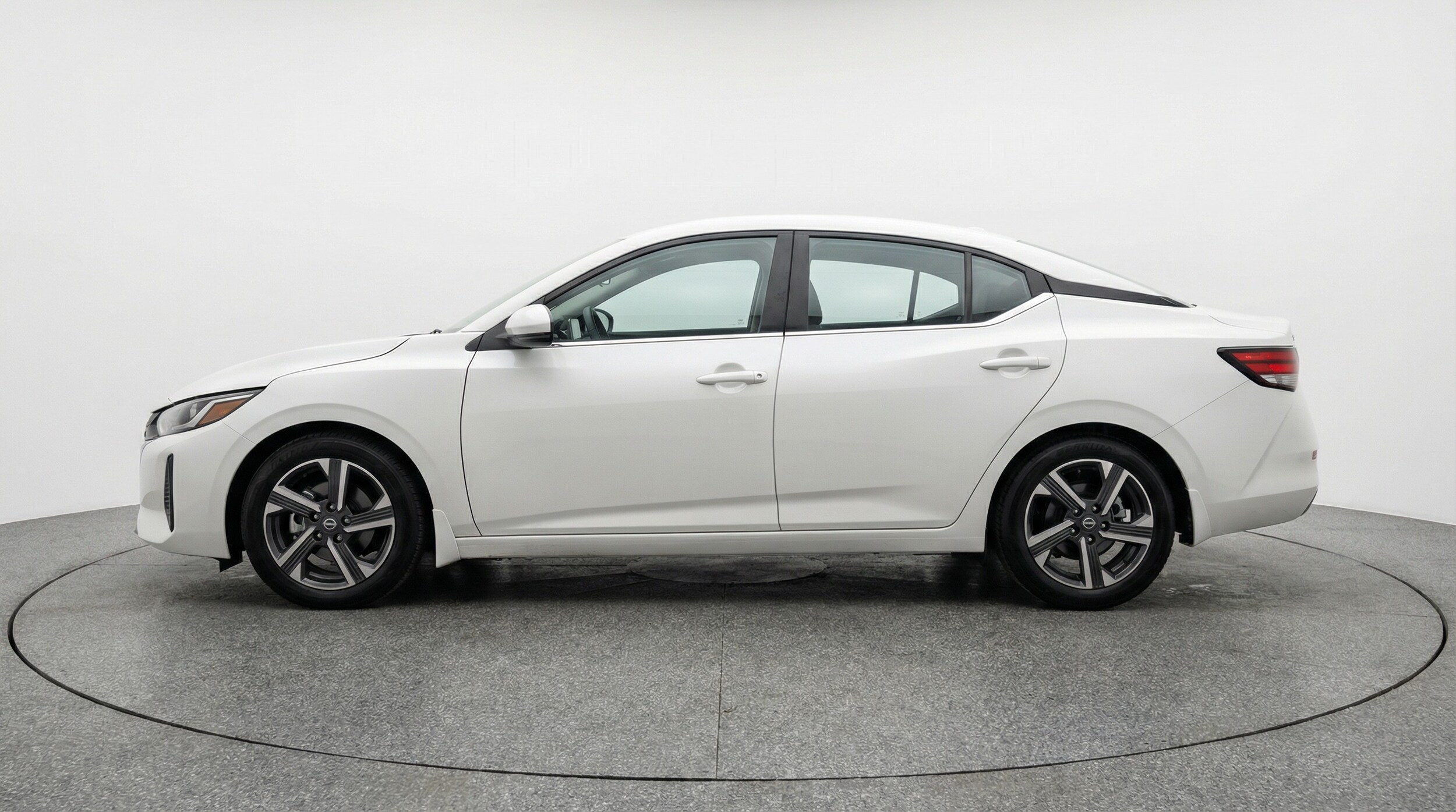 Thumbnail: 2025 Nissan Sentra - 4