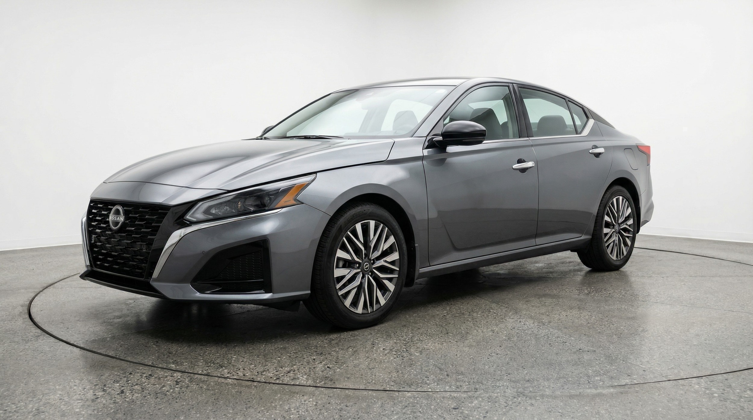 Thumbnail: 2025 Nissan Altima - 3