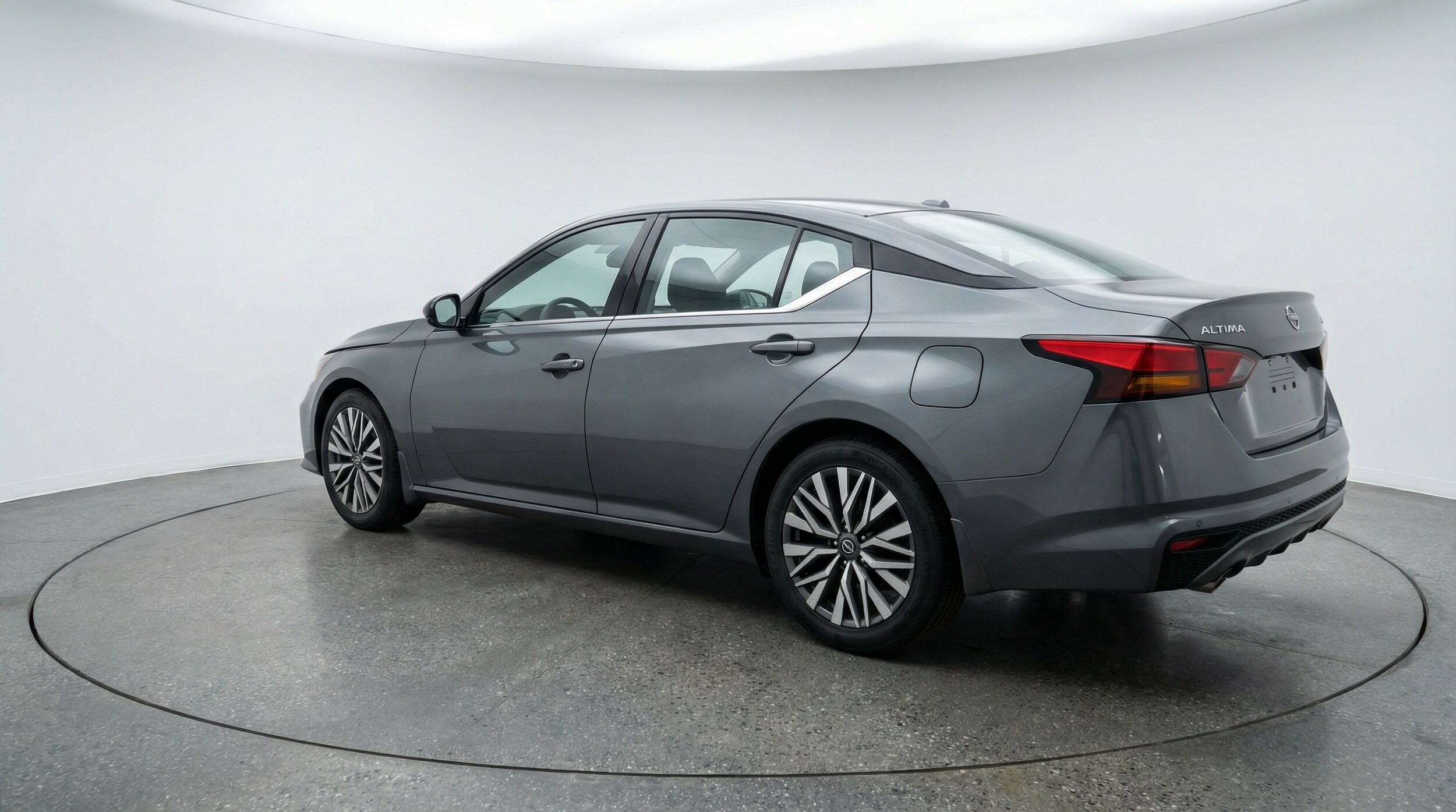 Thumbnail: 2025 Nissan Altima - 5