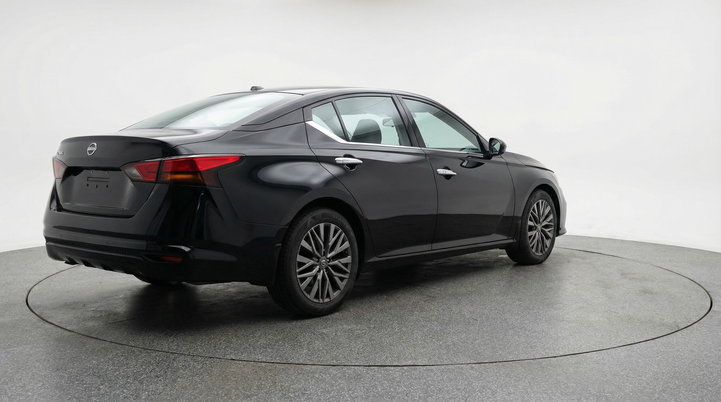 Thumbnail: 2025 Nissan Altima - 7