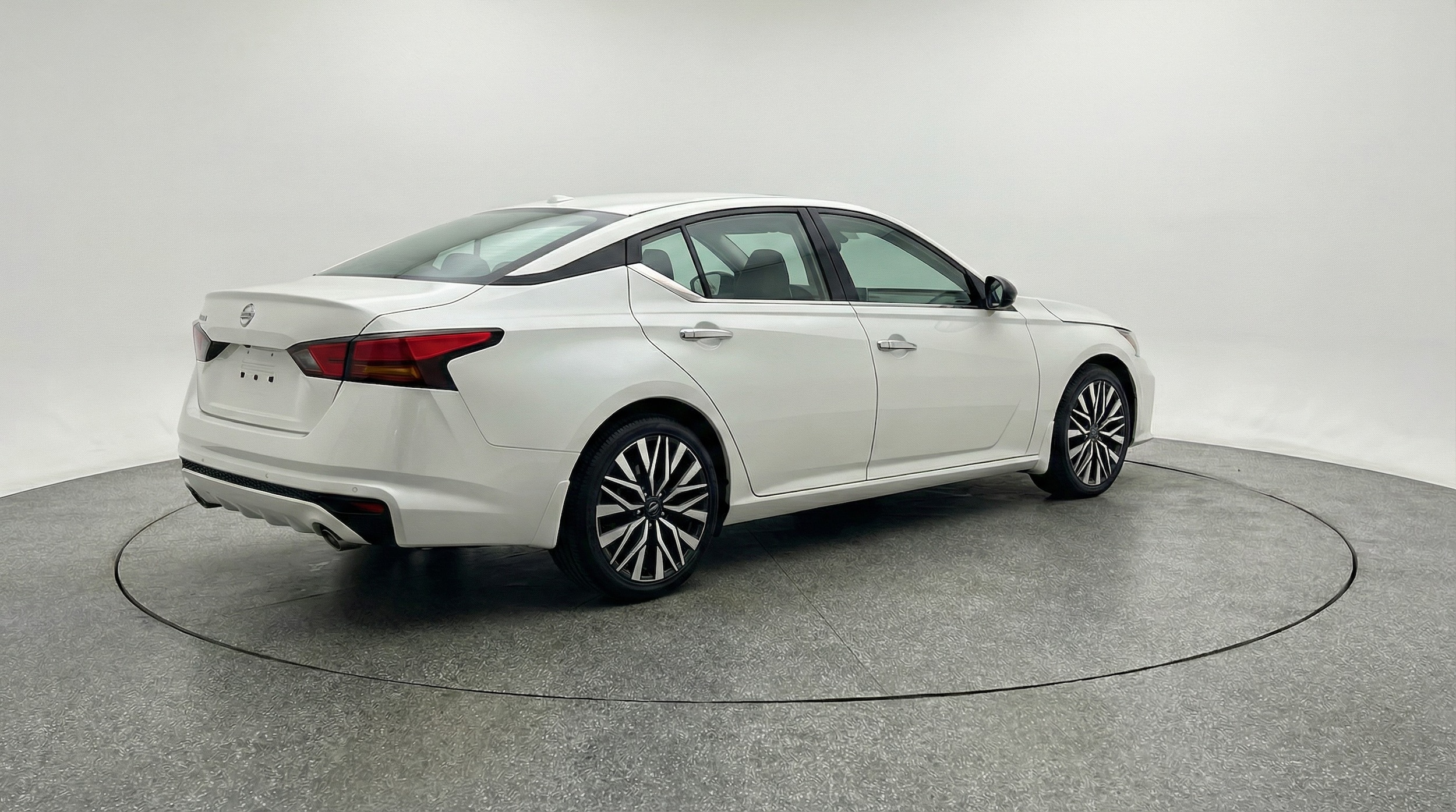 Thumbnail: 2025 Nissan Altima - 7