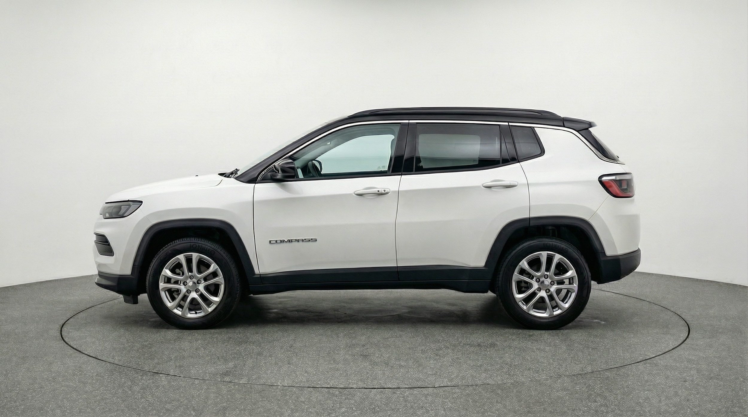 Thumbnail: 2025 Jeep Compass - 4