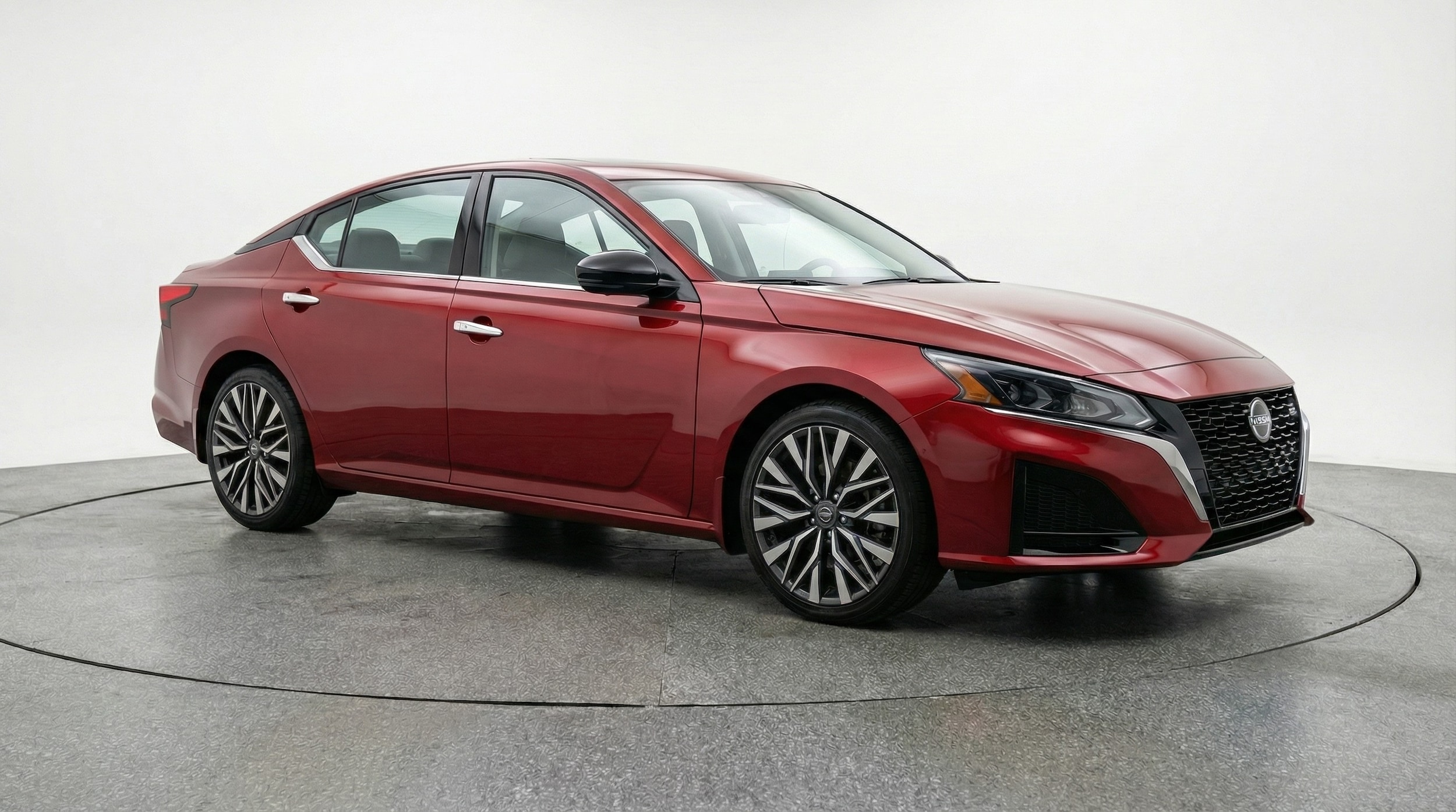 Thumbnail: 2025 Nissan Altima - 1