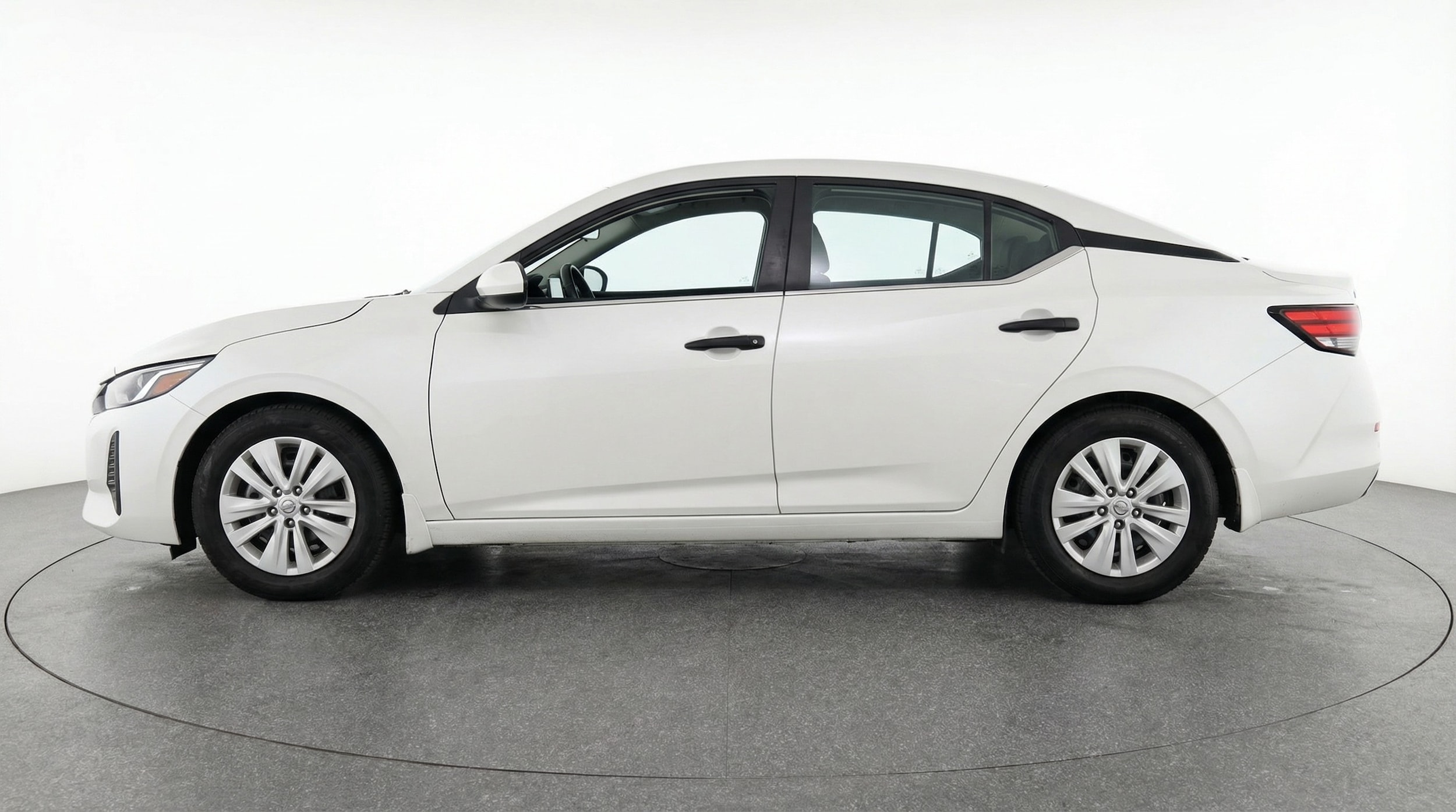 Thumbnail: 2025 Nissan Sentra - 4