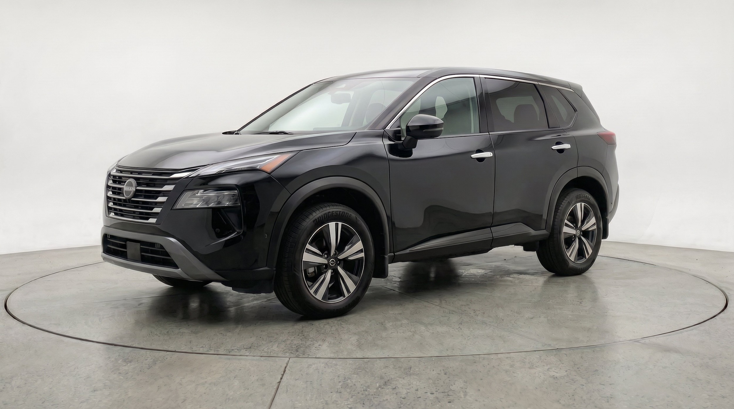 Thumbnail: 2026 Nissan Rogue - 3
