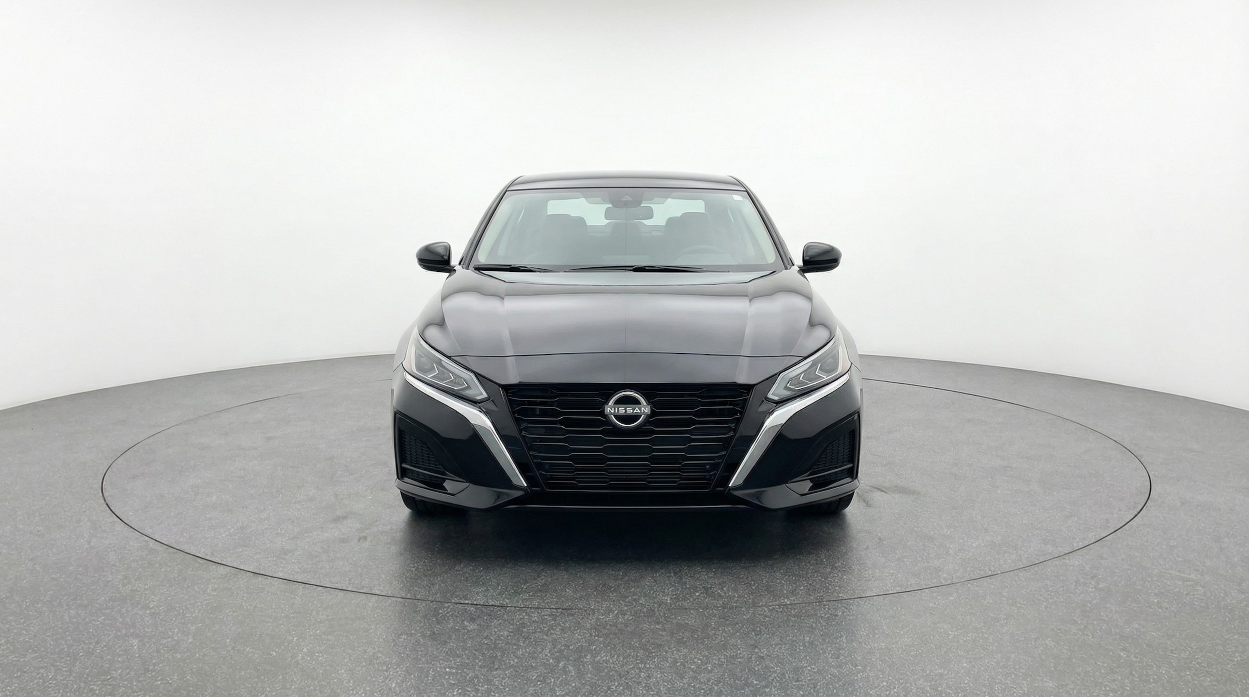 Thumbnail: 2025 Nissan Altima - 2