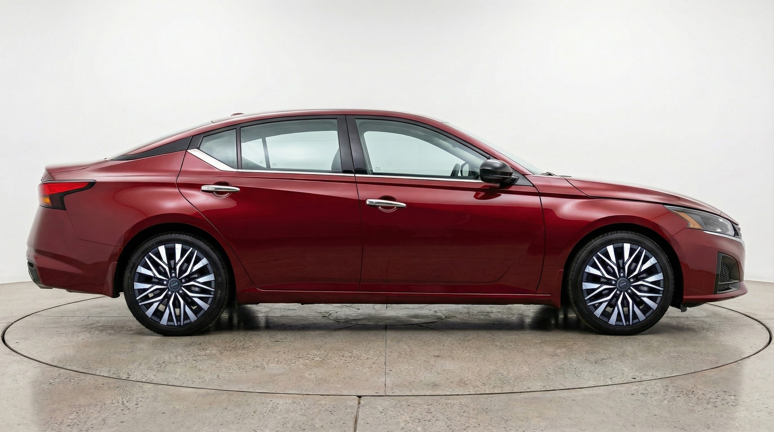 Thumbnail: 2025 Nissan Altima - 8