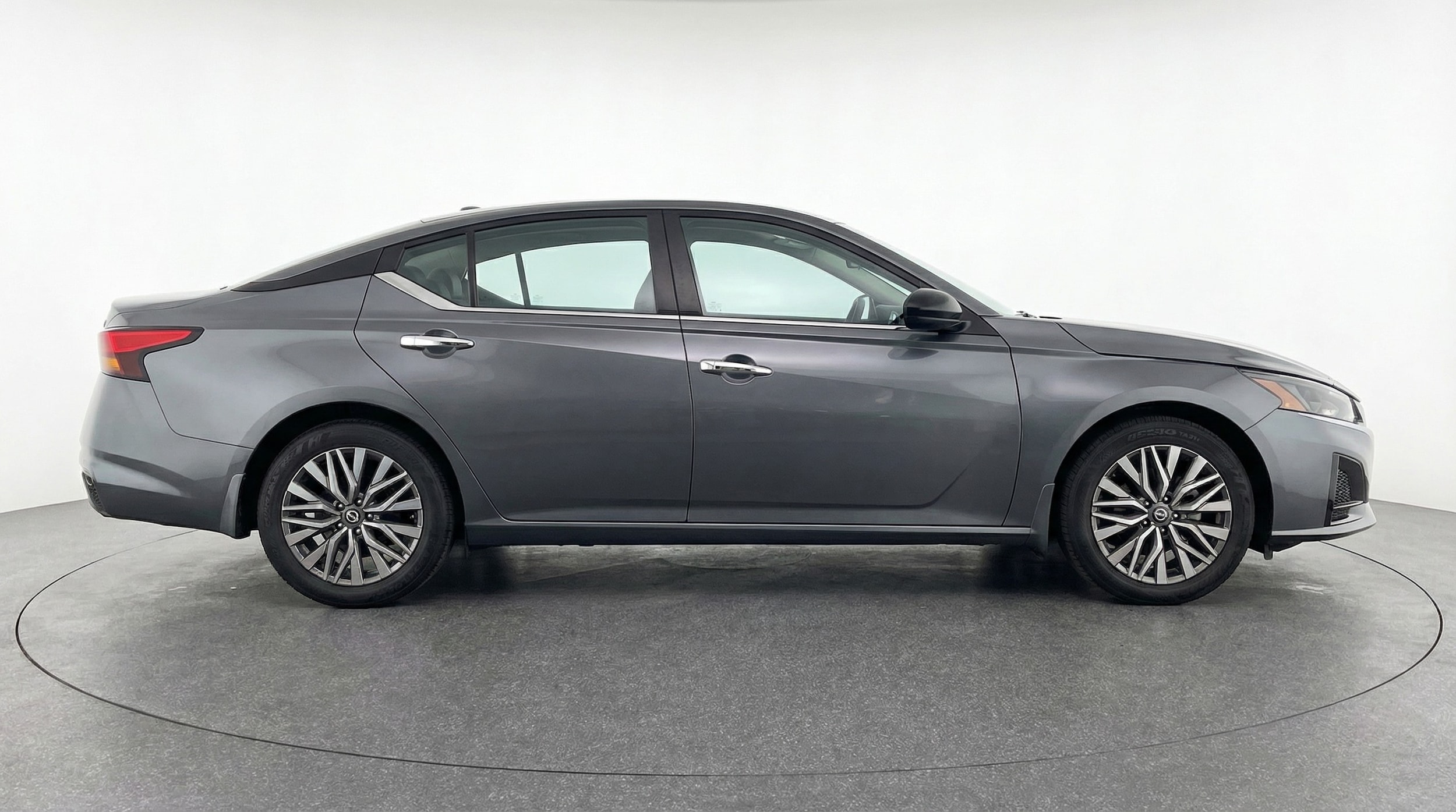 Thumbnail: 2025 Nissan Altima - 8