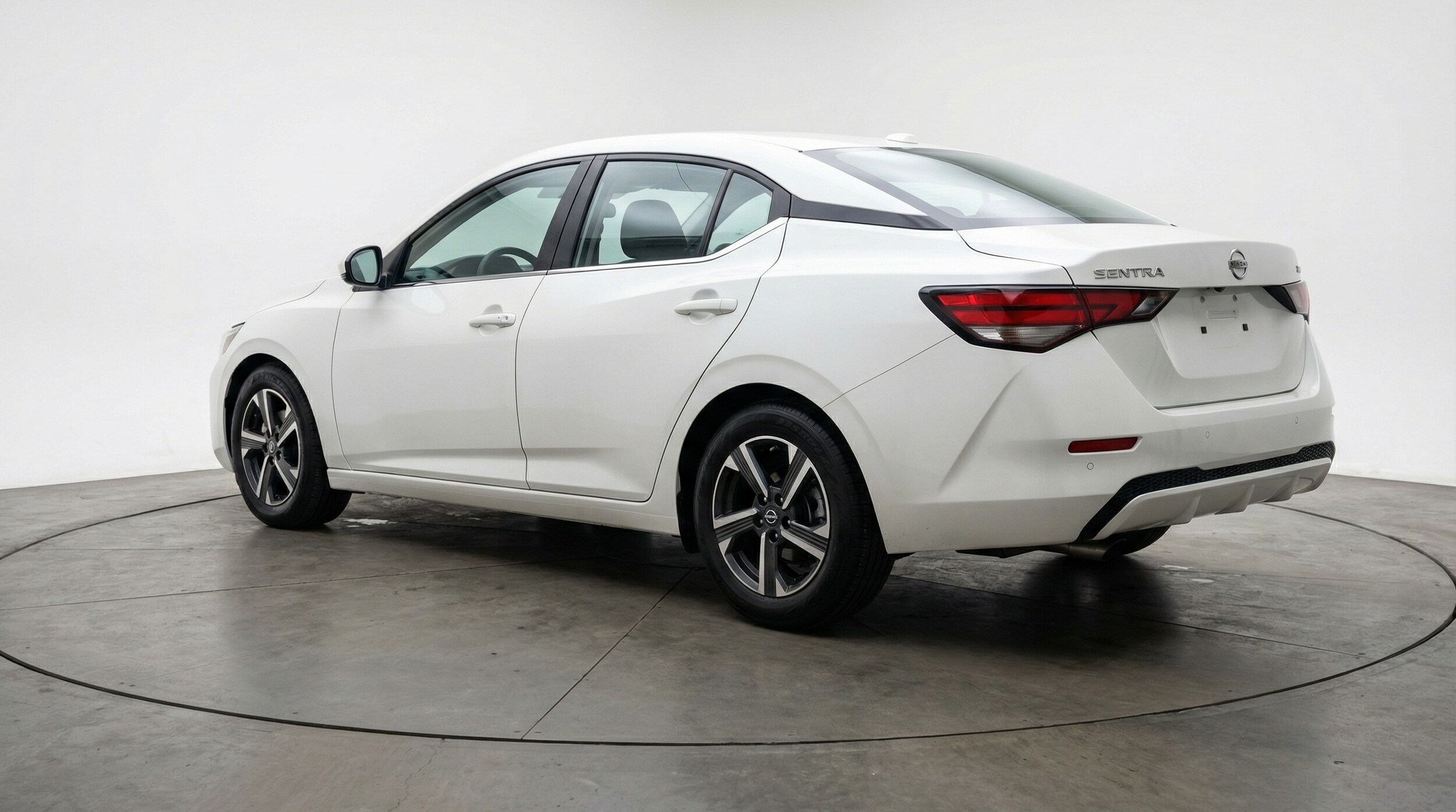 Thumbnail: 2025 Nissan Sentra - 5