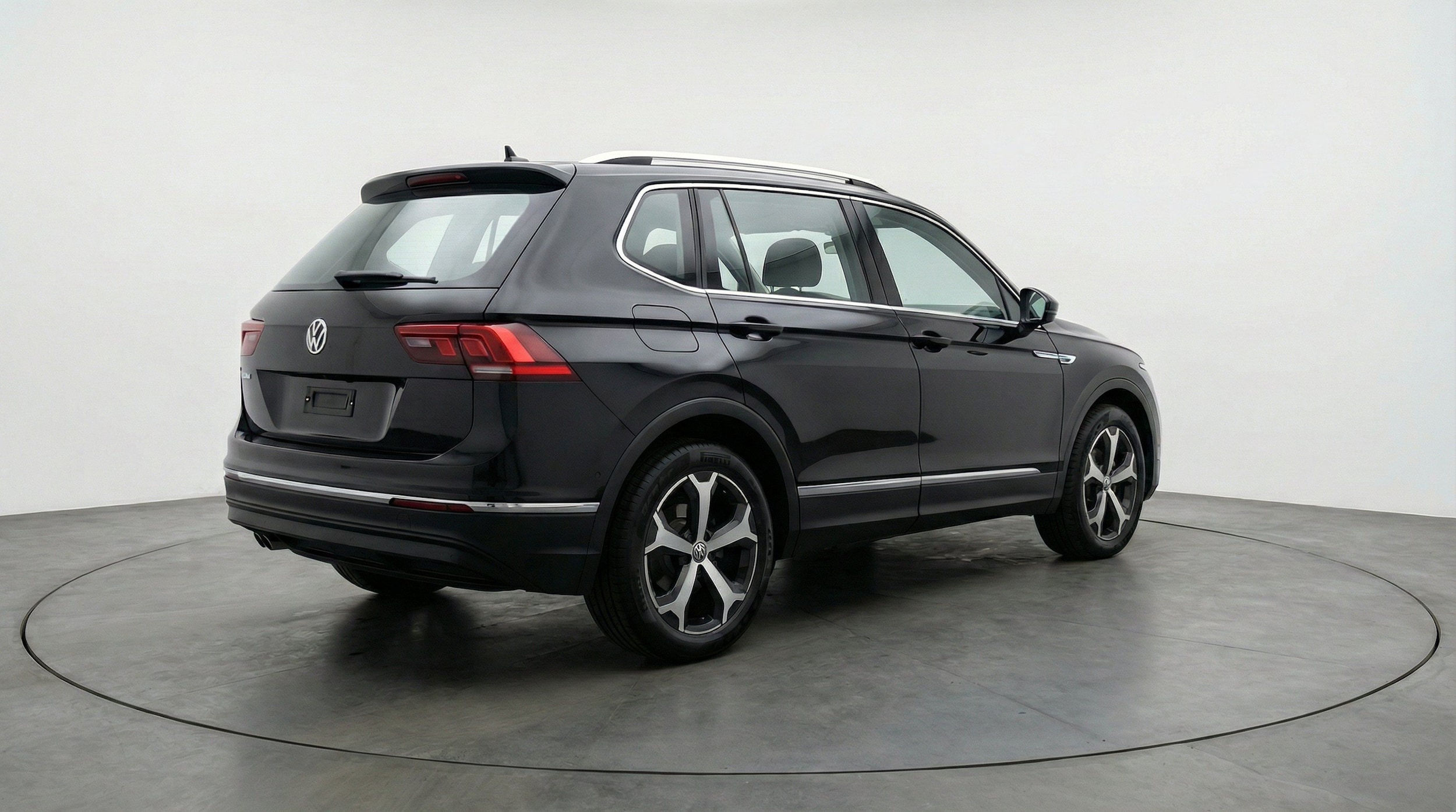 Thumbnail: 2026 Volkswagen Tiguan - 9