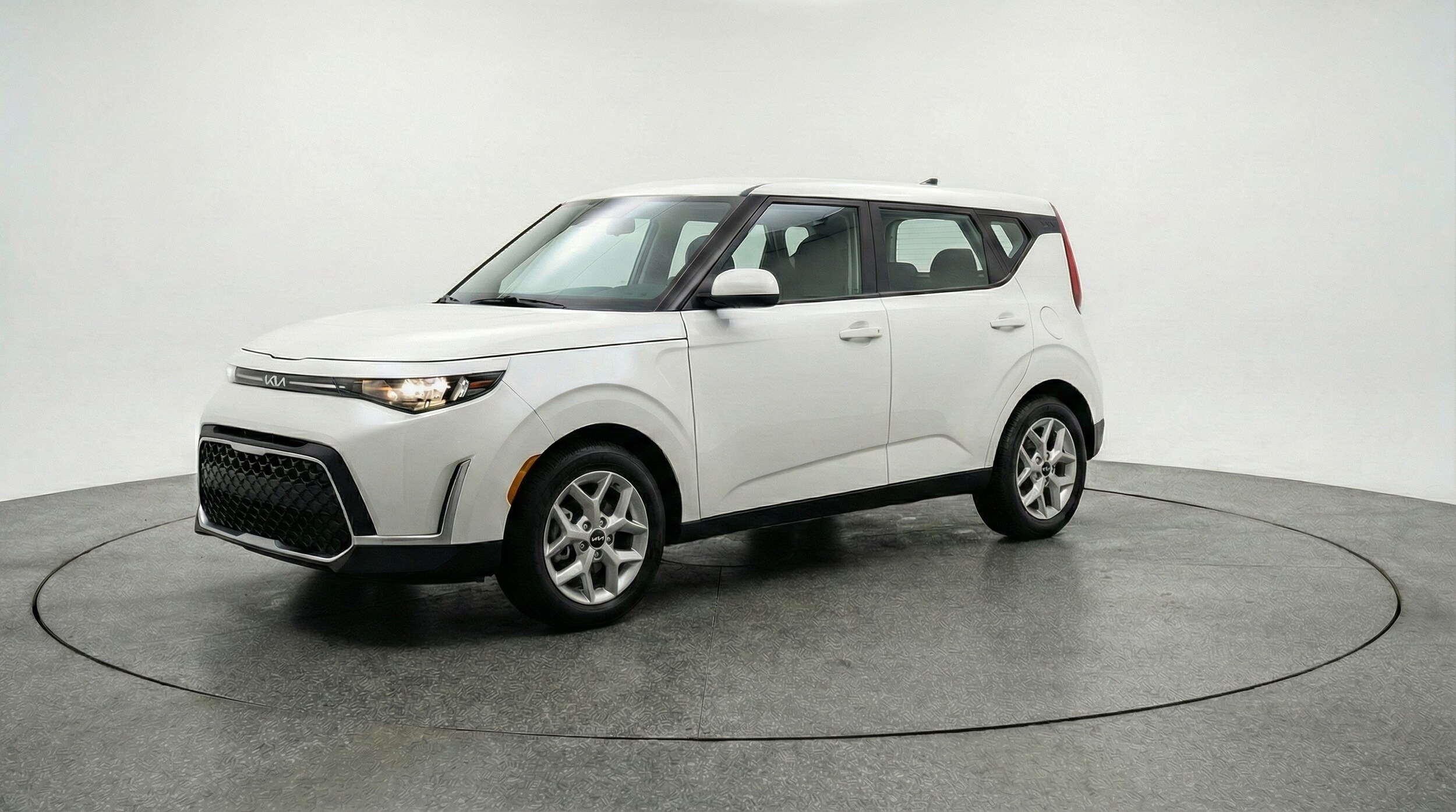 Thumbnail: 2025 Kia Soul - 3