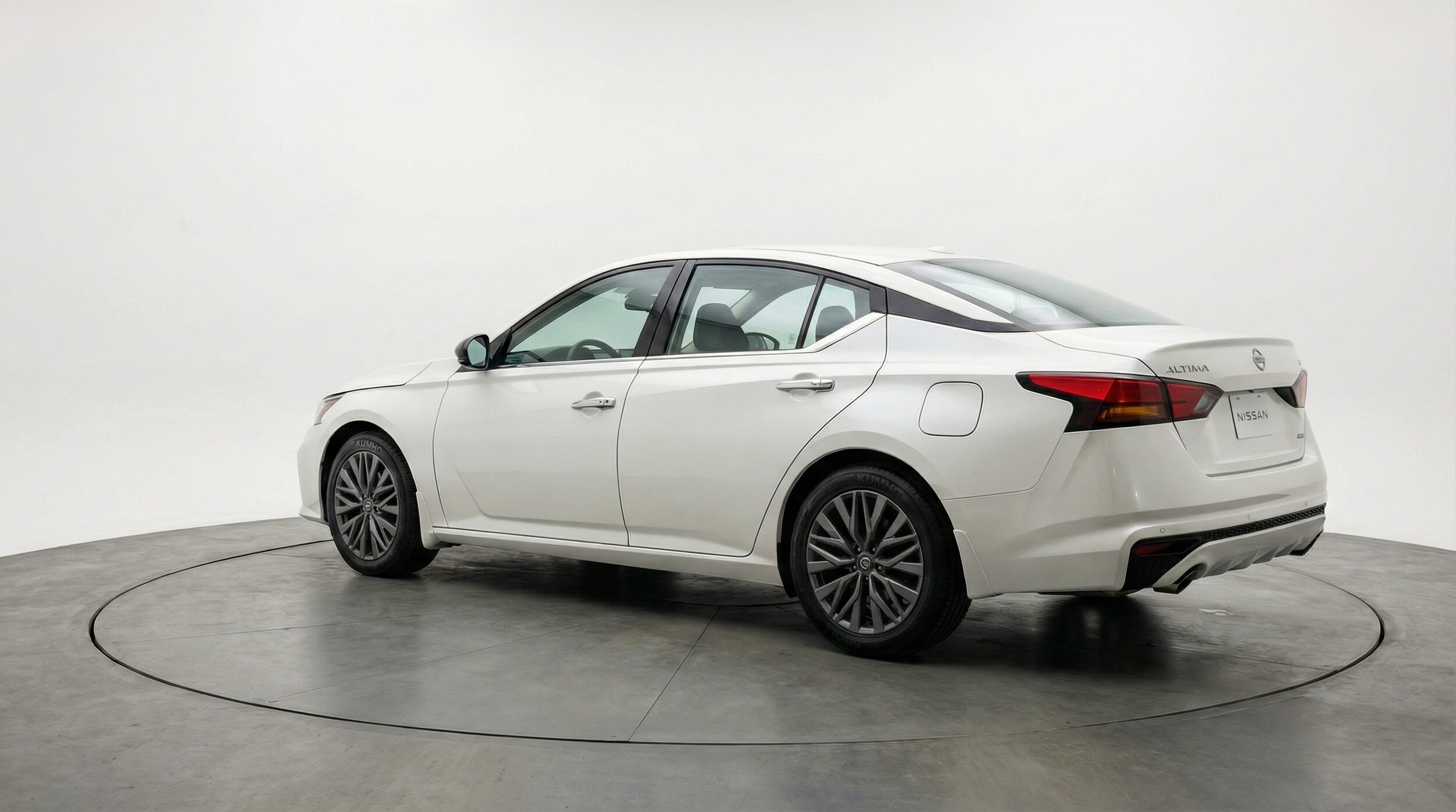 Thumbnail: 2025 Nissan Altima - 5