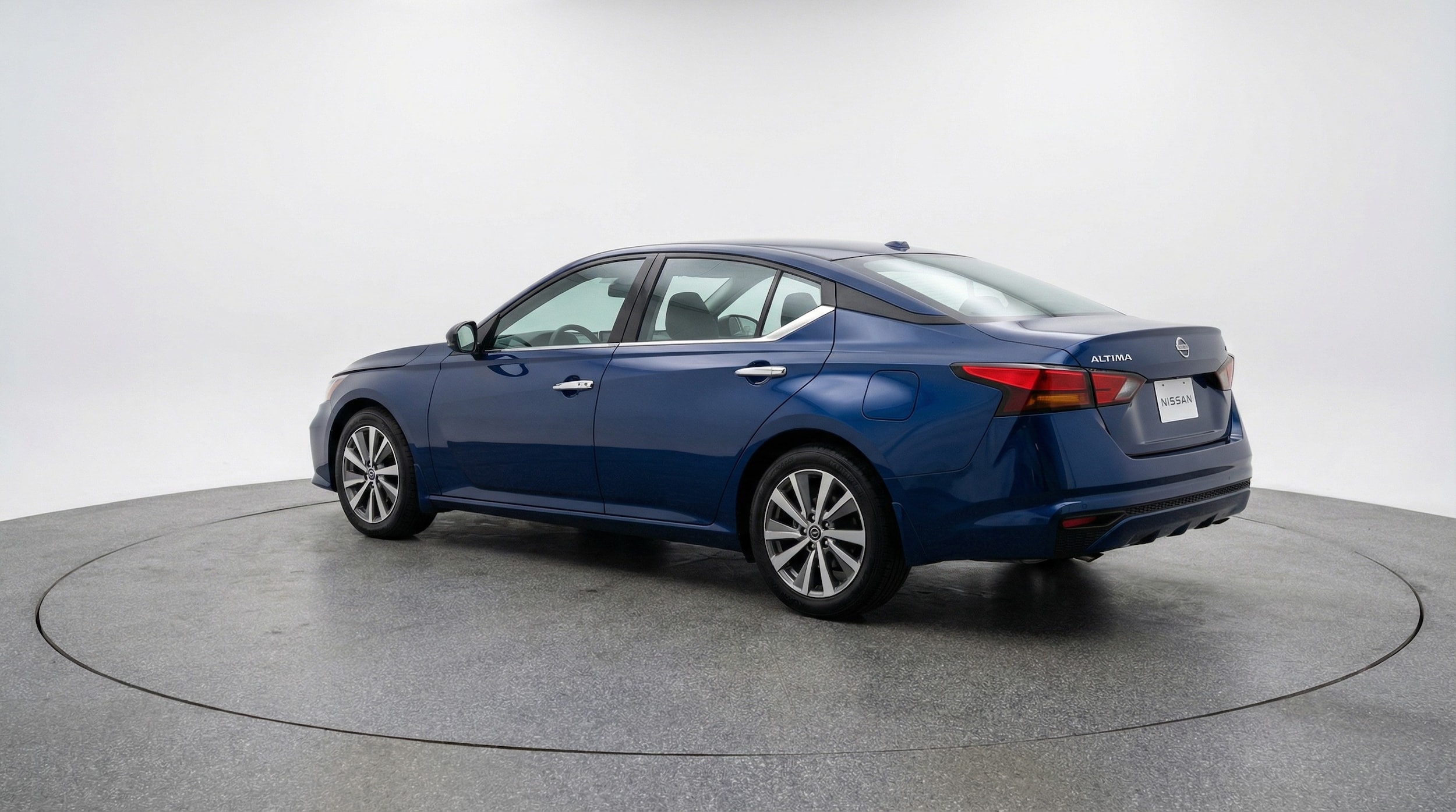 Thumbnail: 2025 Nissan Altima - 5