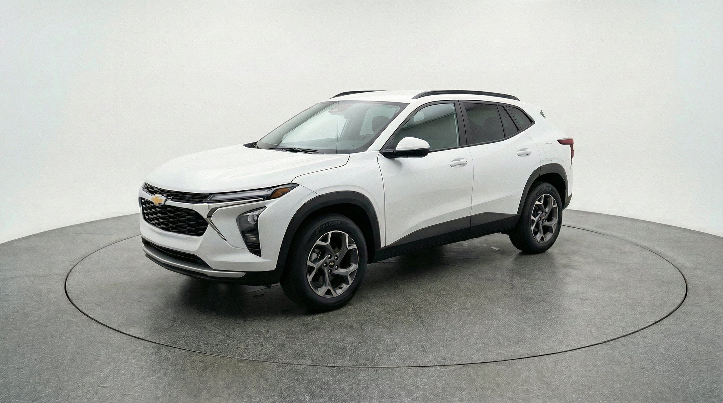 Thumbnail: 2025 Chevrolet Trax - 3
