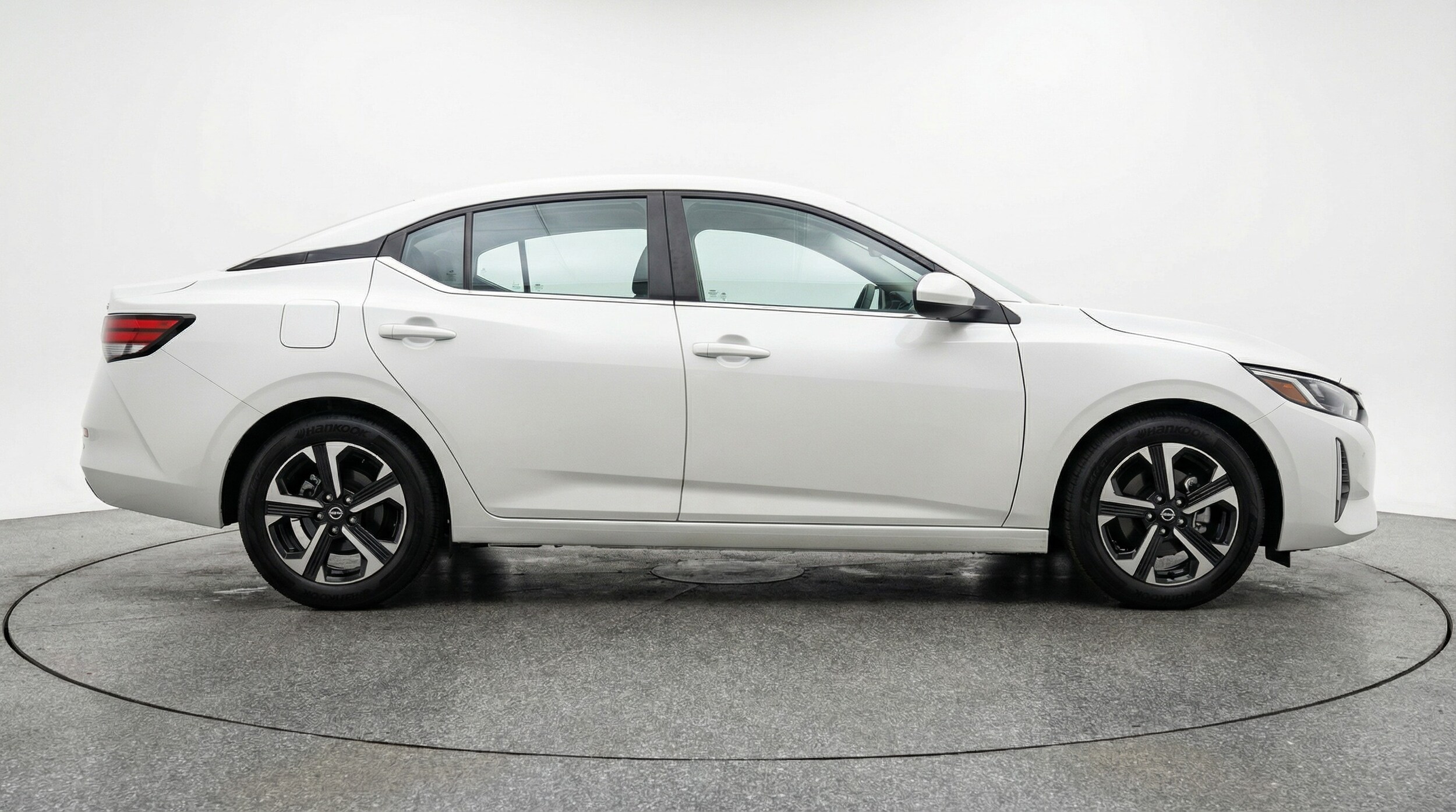 Thumbnail: 2025 Nissan Sentra - 8