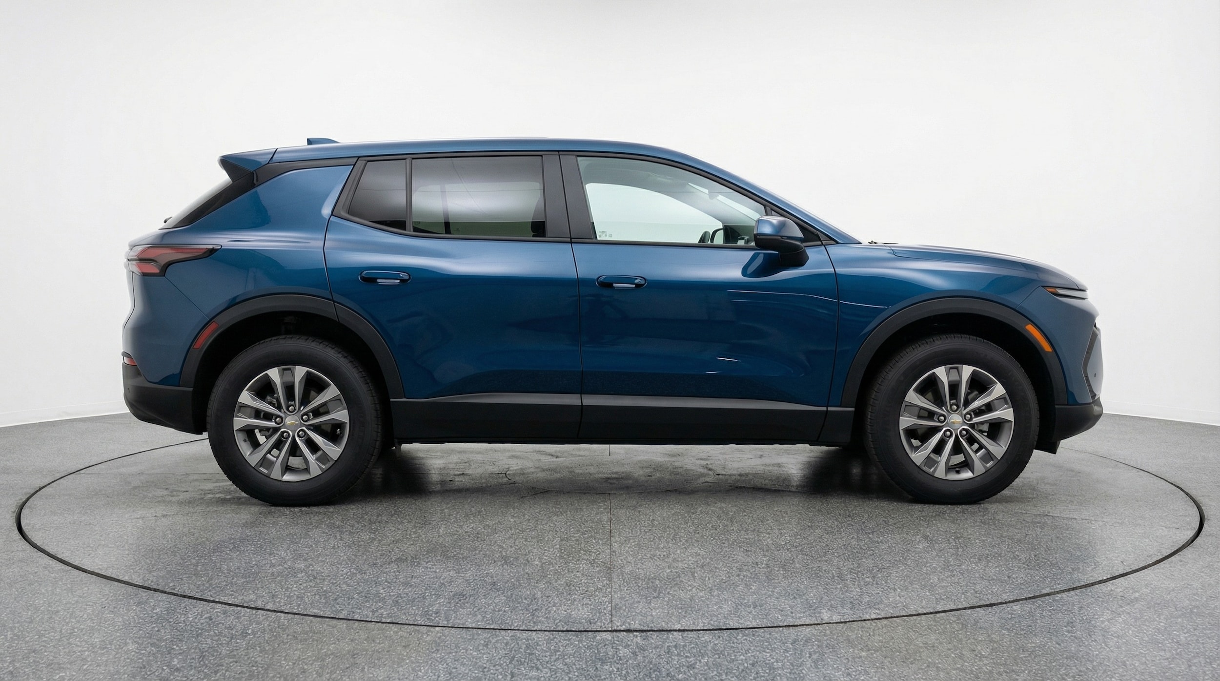 Thumbnail: 2025 Chevrolet Equinox - 8