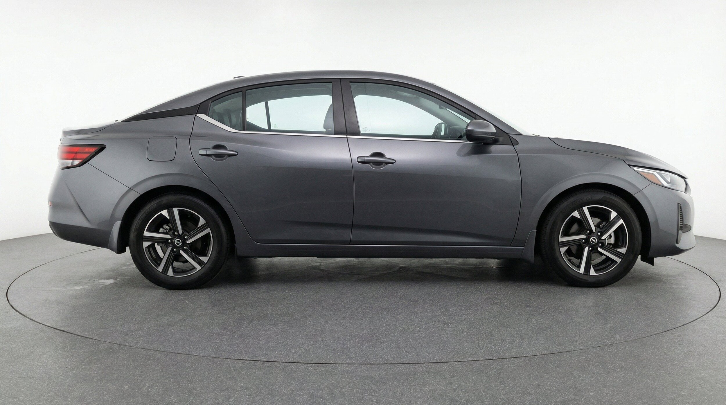 Thumbnail: 2025 Nissan Sentra - 11