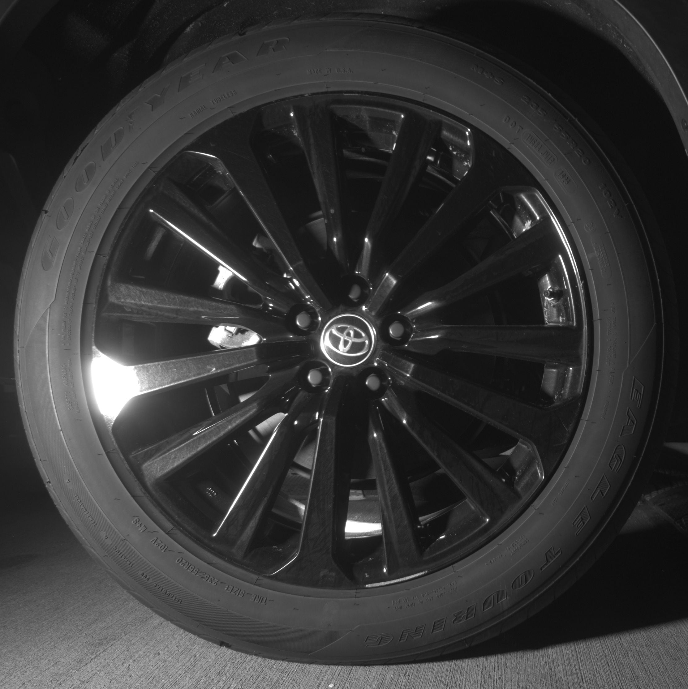 Thumbnail: 2025 Toyota Highlander - 12