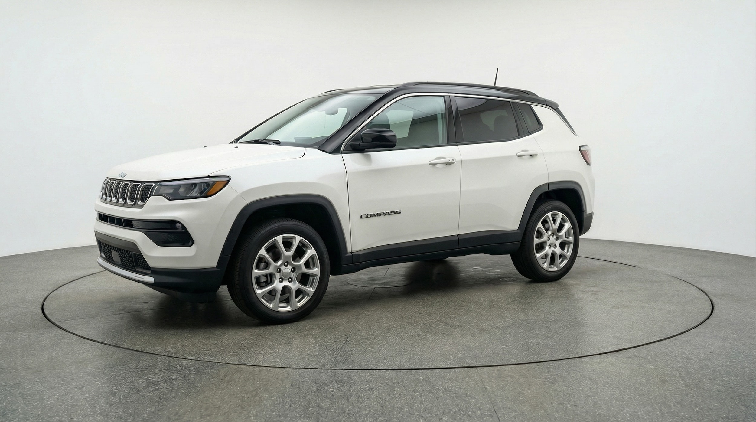 Thumbnail: 2025 Jeep Compass - 3