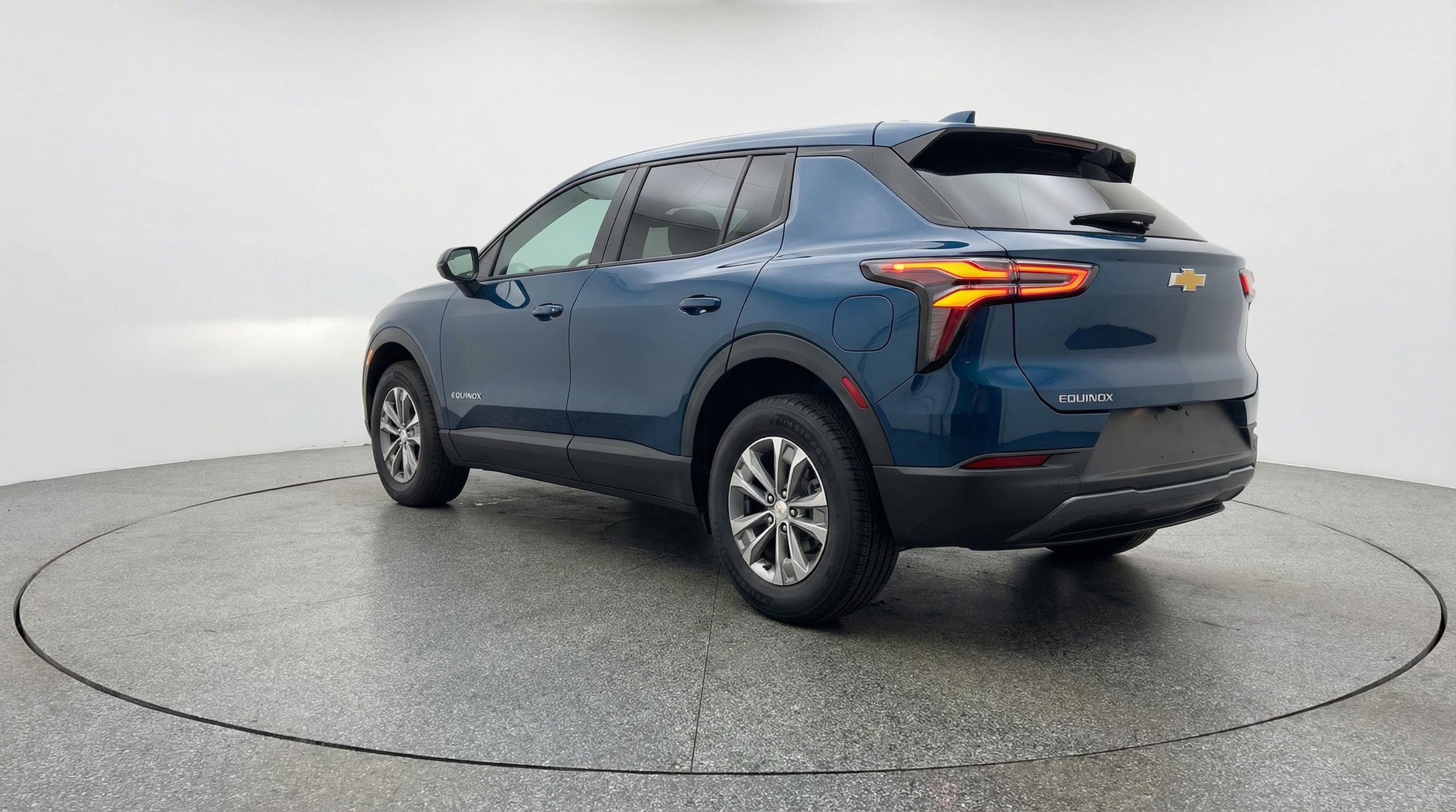 Thumbnail: 2025 Chevrolet Equinox - 5