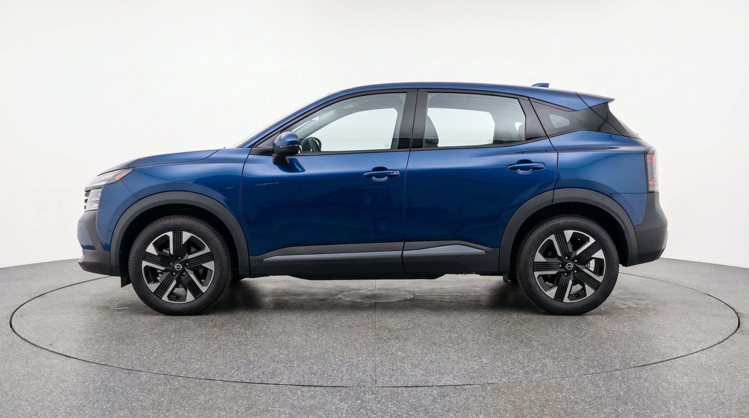 Thumbnail: 2026 Nissan Kicks - 5