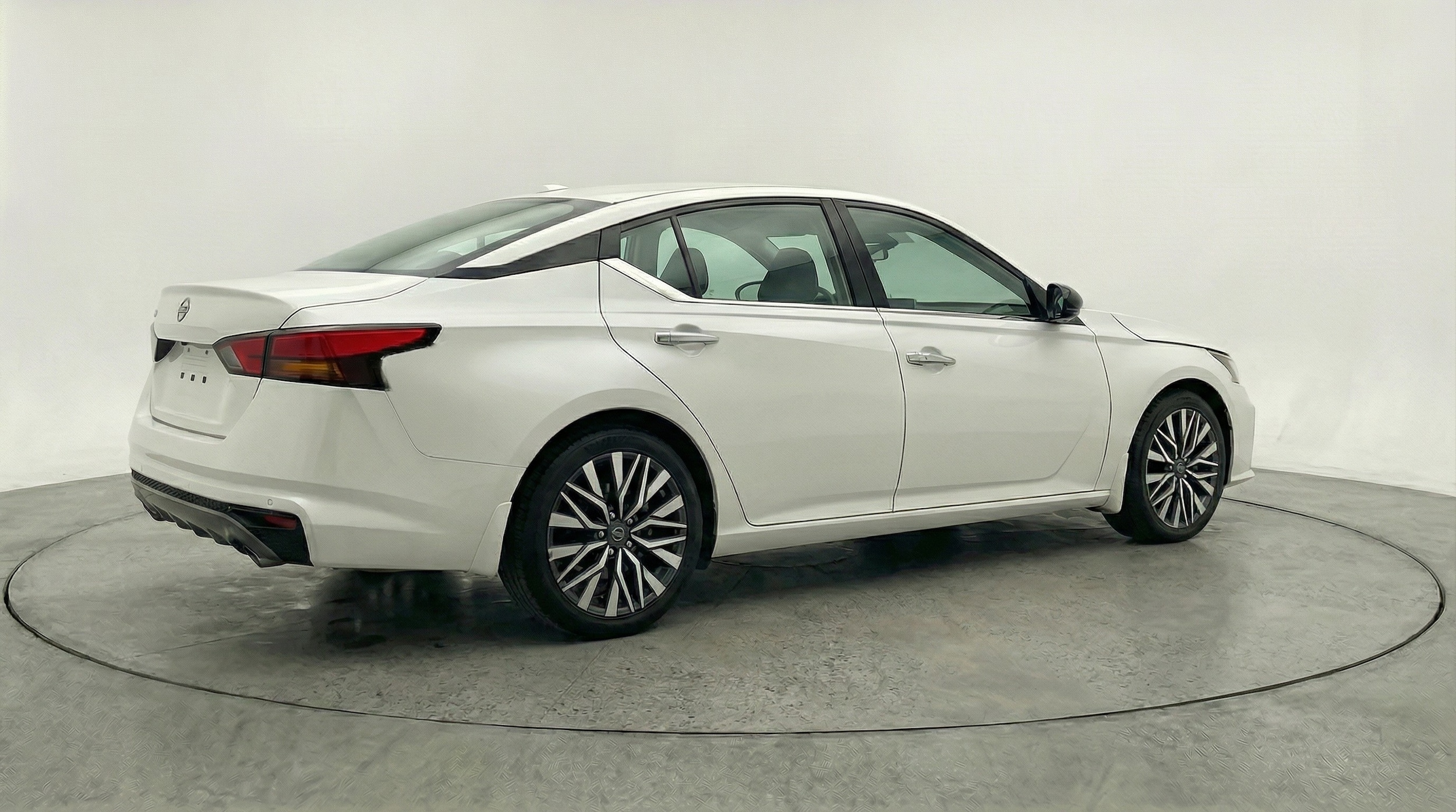 Thumbnail: 2025 Nissan Altima - 7