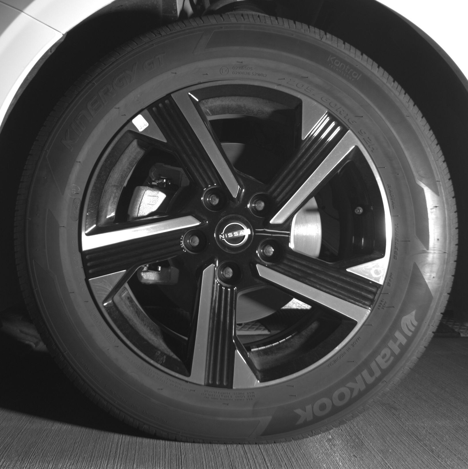 Thumbnail: 2025 Nissan Sentra - 9