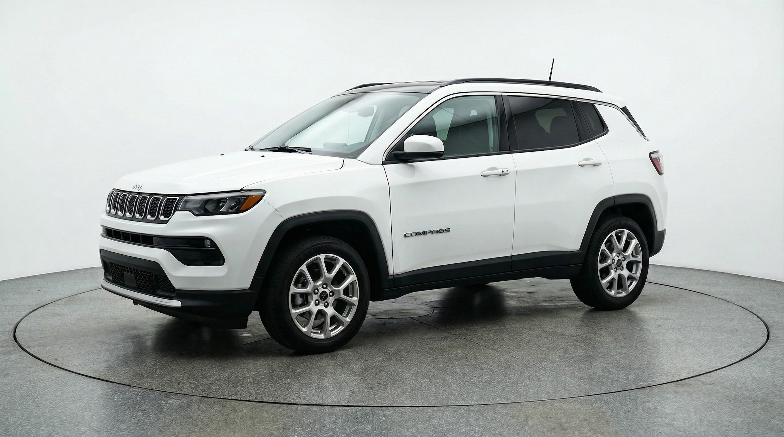 Thumbnail: 2025 Jeep Compass - 3
