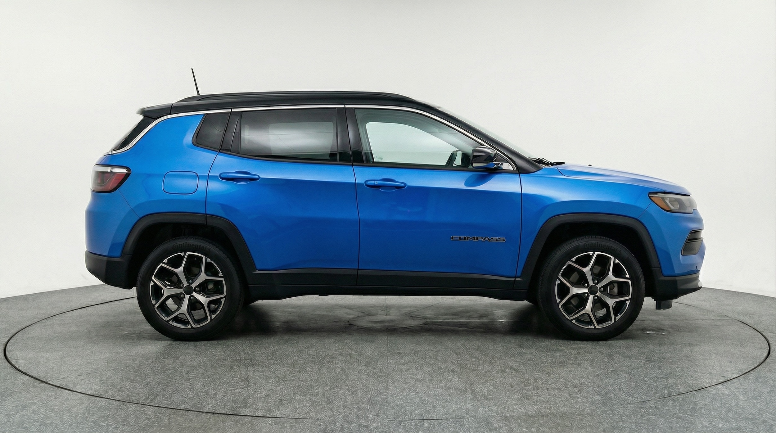Thumbnail: 2025 Jeep Compass - 8